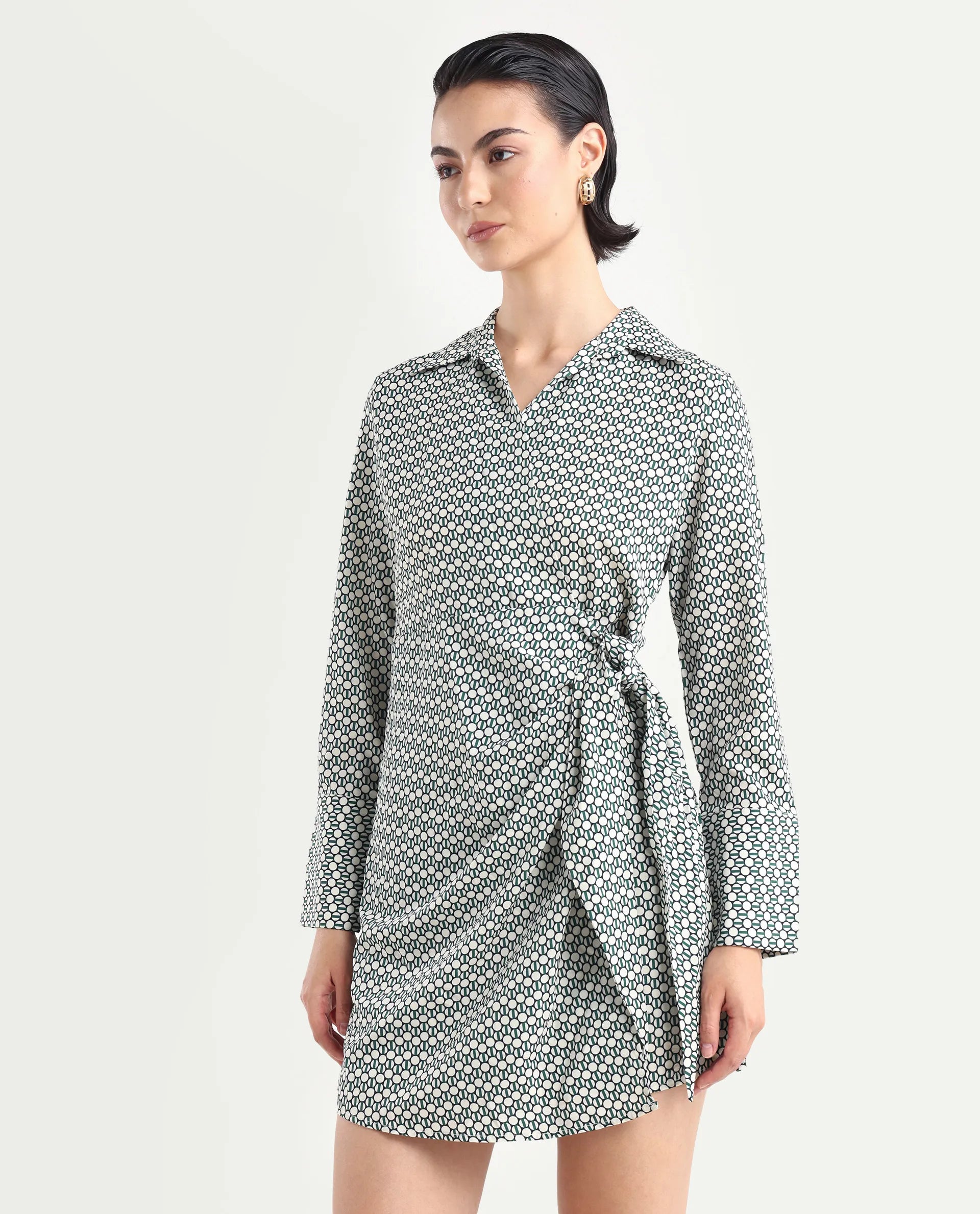 Rareism Women's Mackay Green Polyester Drop Collar Geometric Print Mini Regular Fit Dress