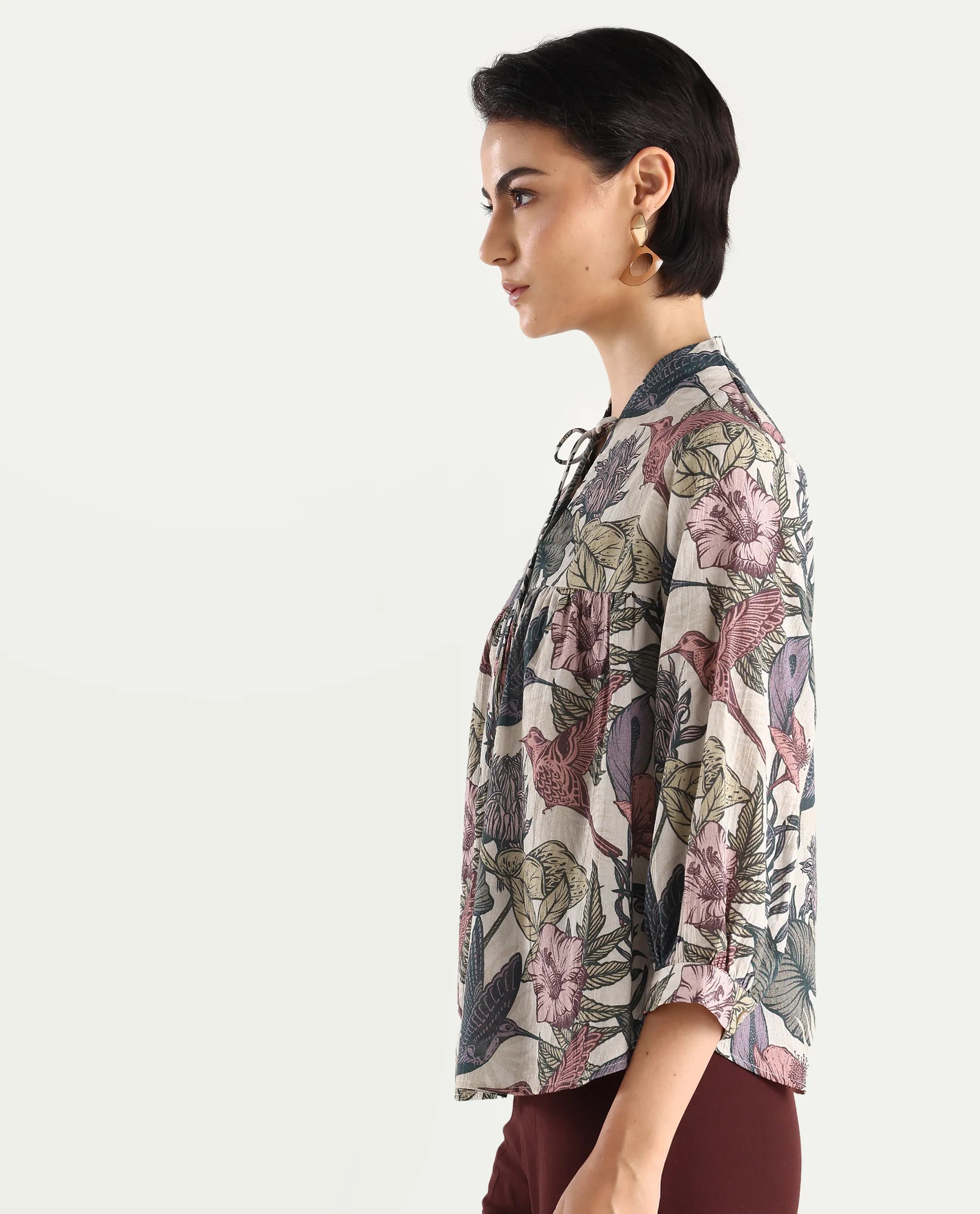 Rareism Women's Marlia Multi Cotton Blend V-Neck Tropical Print Balloon Sleeve Regular Fit Top