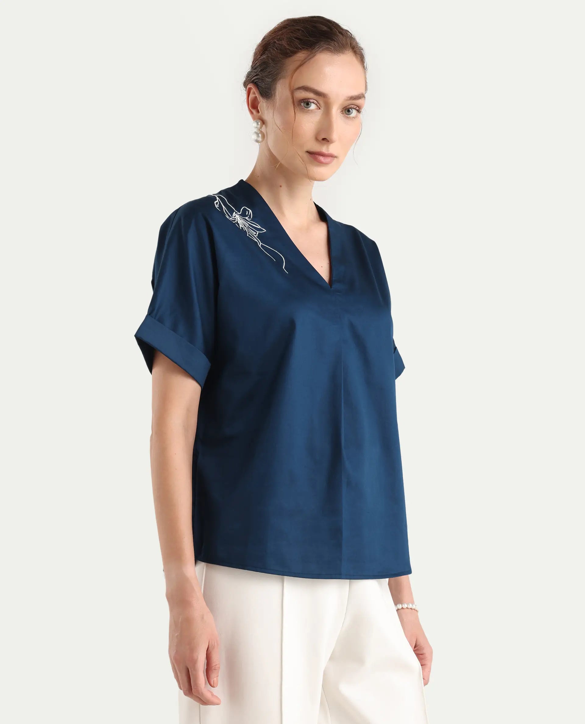 Rareism Women's Mars Blue Cotton V-Neck Boxy Fit Top