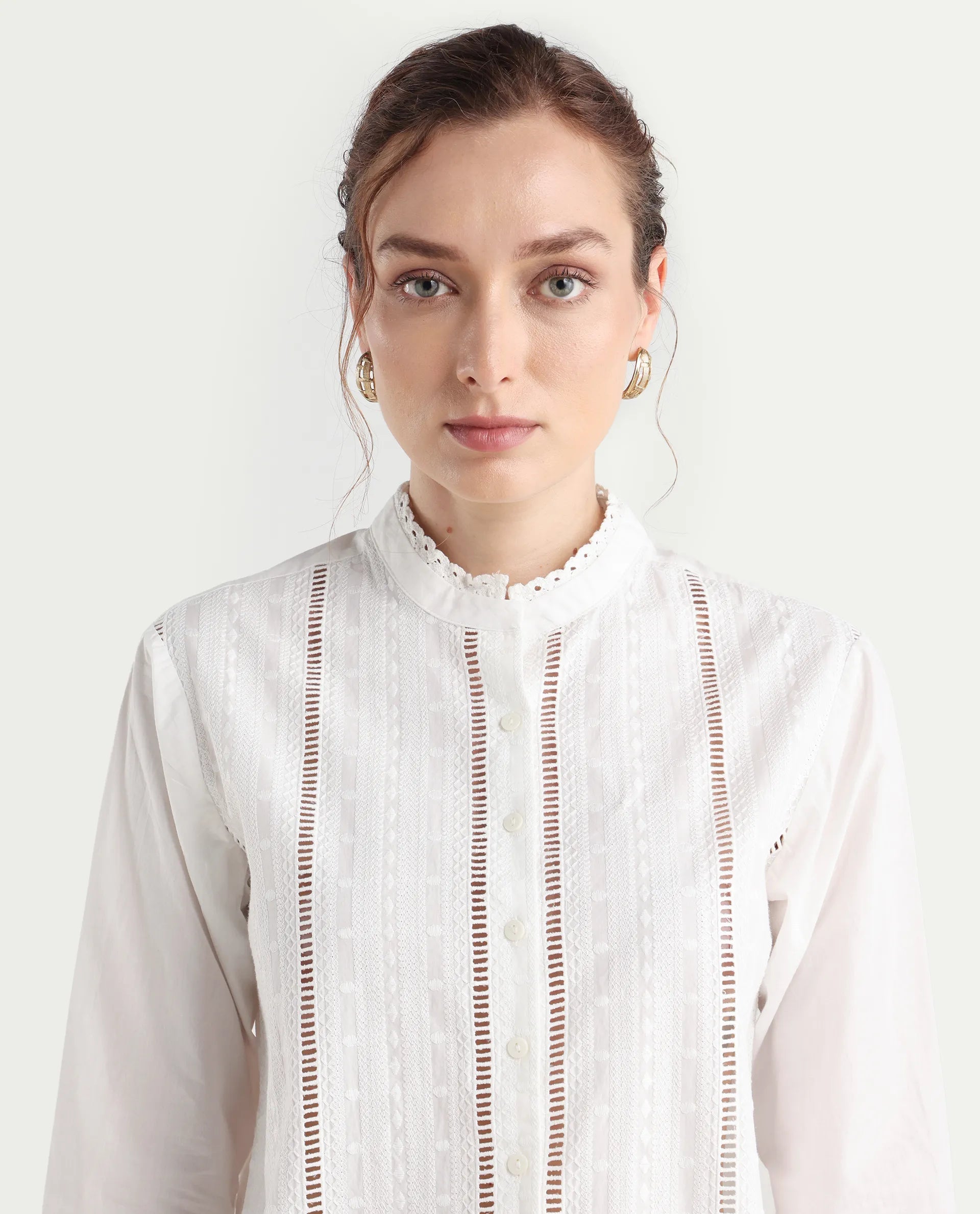 Rareism Women's Melloyo Off White Cotton Mandarin Collar Plain Cuffed Sleeve Regular Fit Top