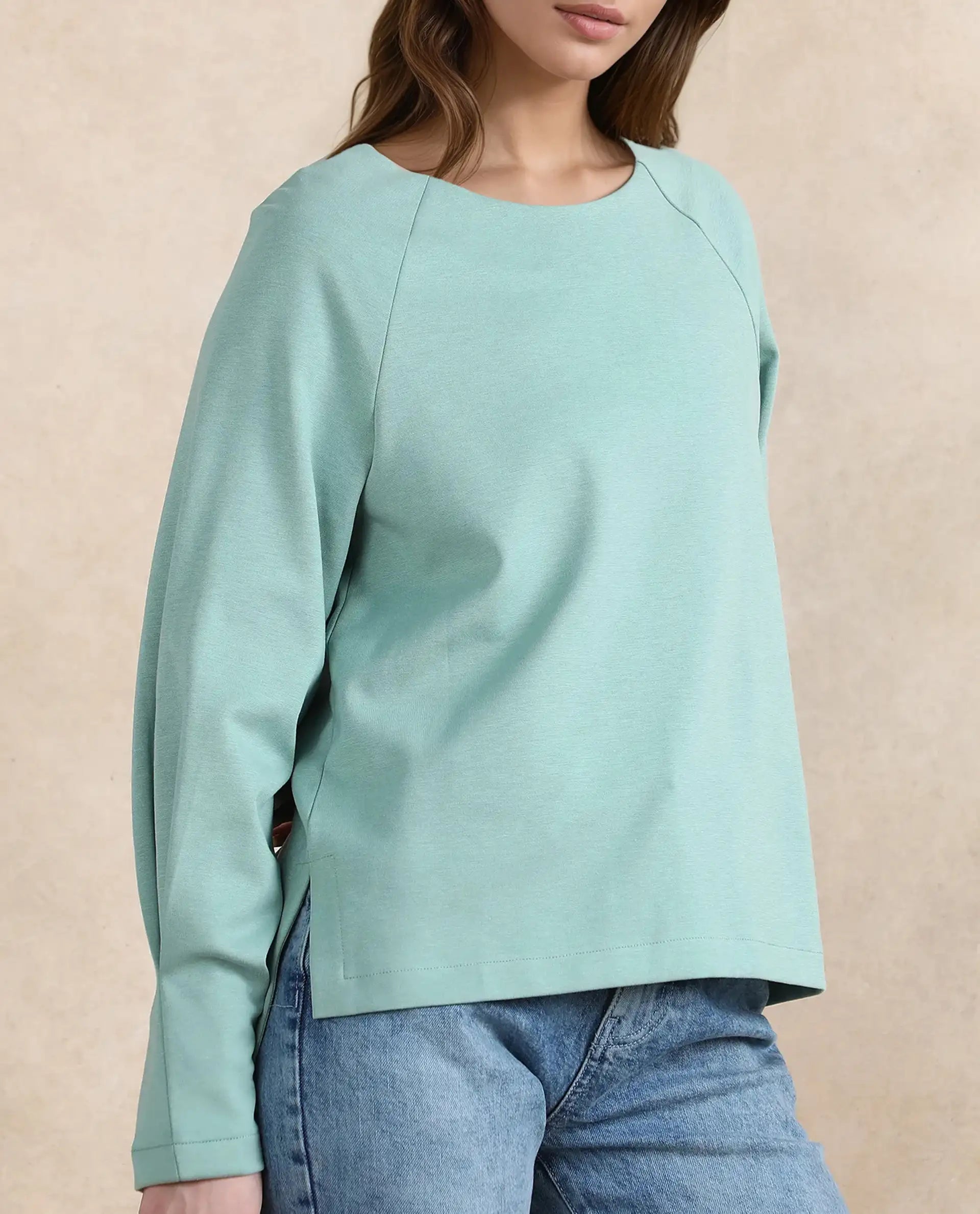 Rareism Women's Men'sto Dusky Green Cotton Blend Crew Neck Plain Relaxed Fit Sweatshirt