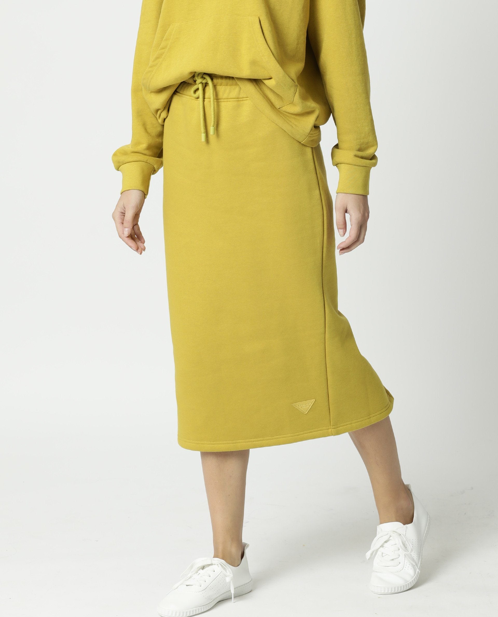 Rareism Women Fudge Yellow Poly Cotton Fabric Tailored Fit High Rise Solid Midi Skirt