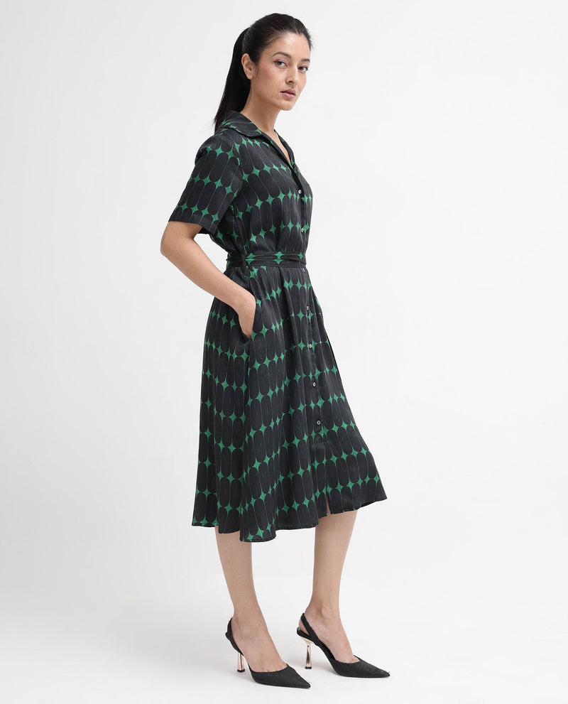 Rareism Women Millington Green Cotton Fabric Short Sleeve Collared Neck Geometric Print Longline Dress