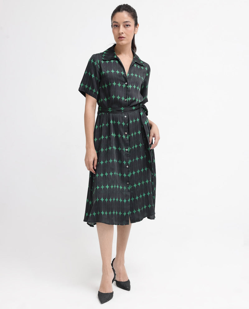 Rareism Women Millington Green Cotton Fabric Short Sleeve Collared Neck Geometric Print Longline Dress