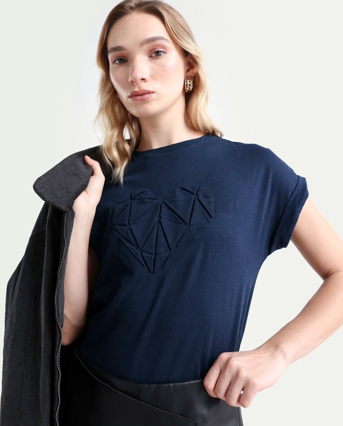 Rareism Women's Moxie Navy Cotton Blend Crew Neck Graphic Print Extended Sleeves Relaxed Fit T-Shirt