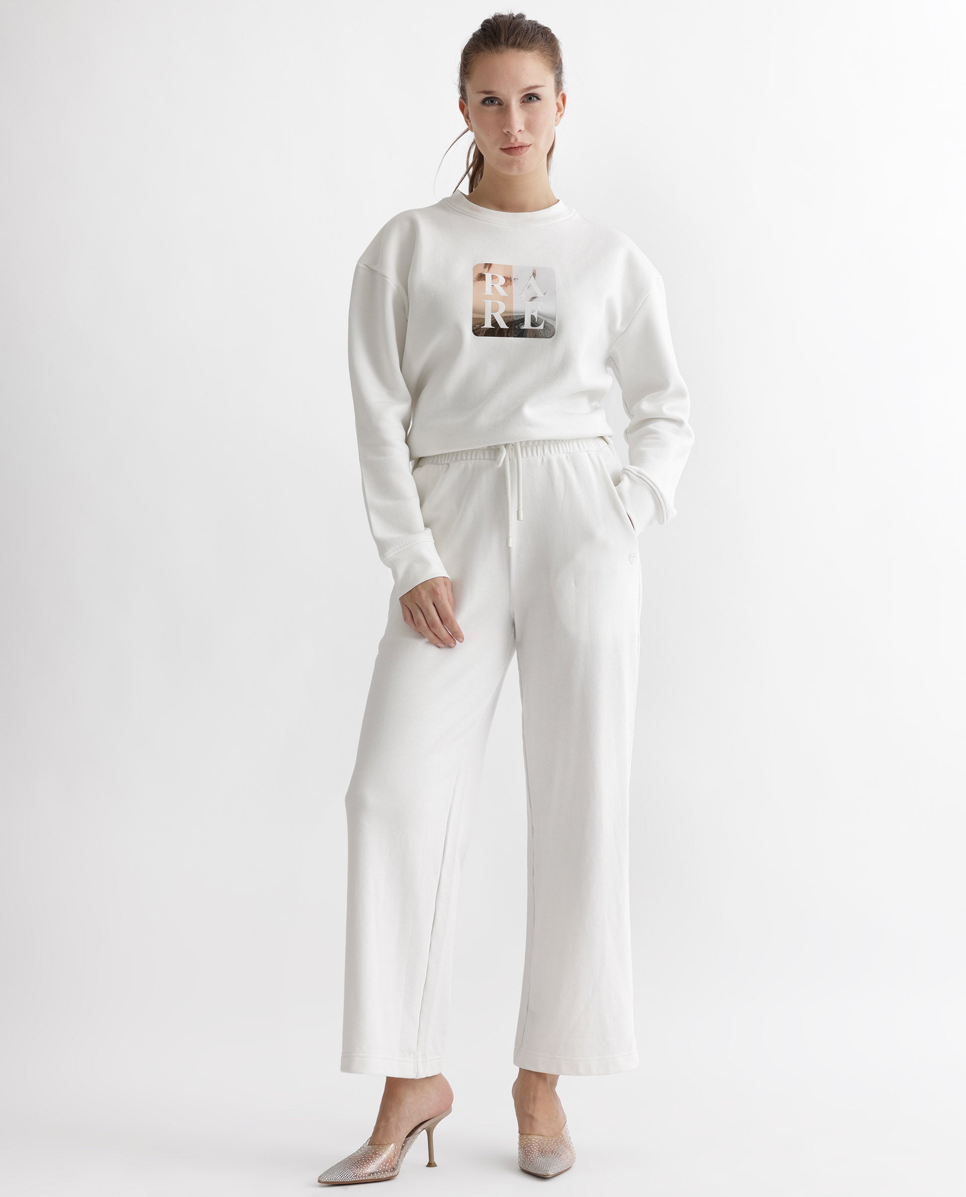 Rareism Articale Women Keith Off White Poly Cotton Fabric Full Sleeves Crew Neck Relaxed Fit Graphic Print Sweatshirt