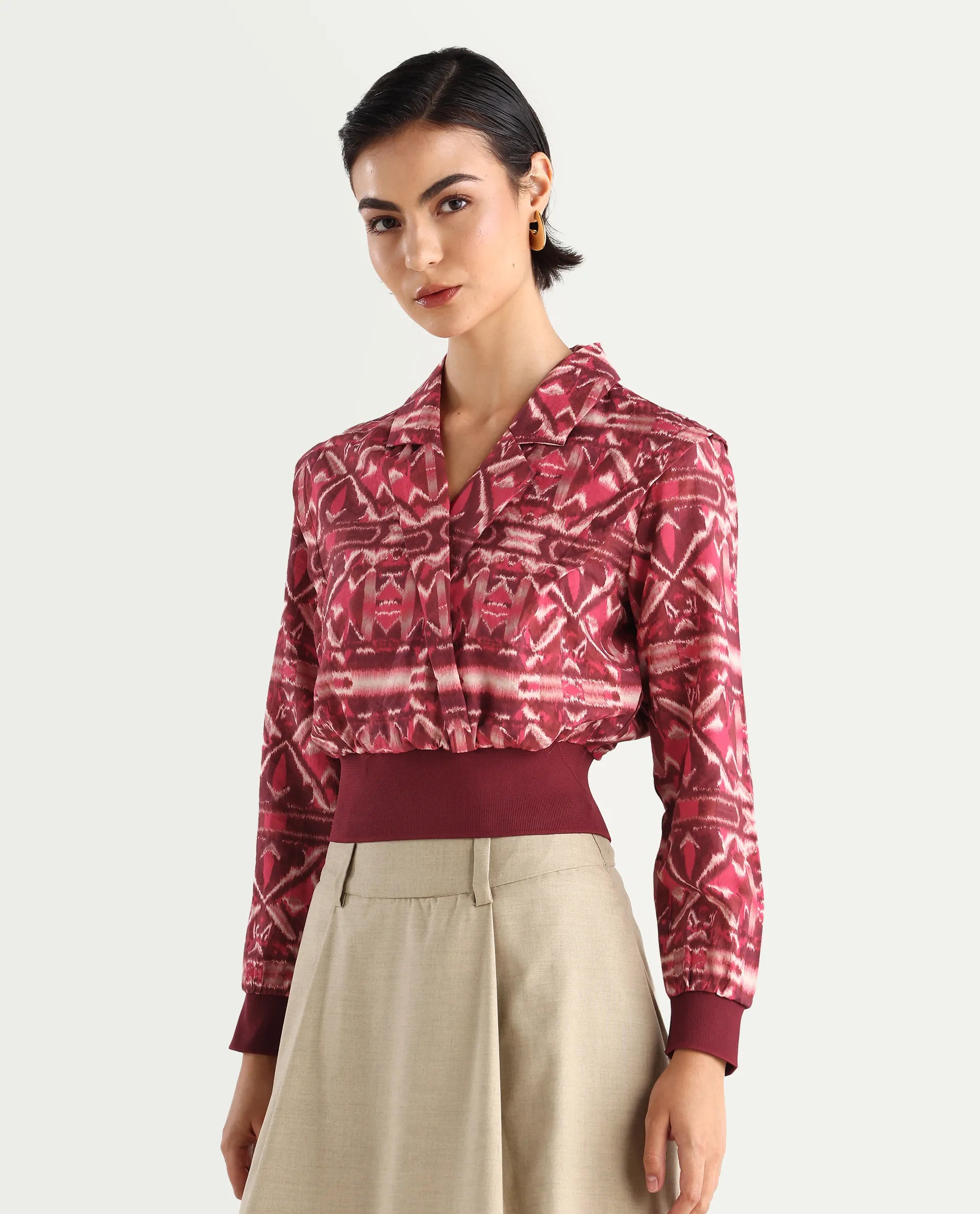 Rareism Women's Mus Multi Nylon Blend V-Neck Abstract Print Cuffed Sleeve Regular Fit Top