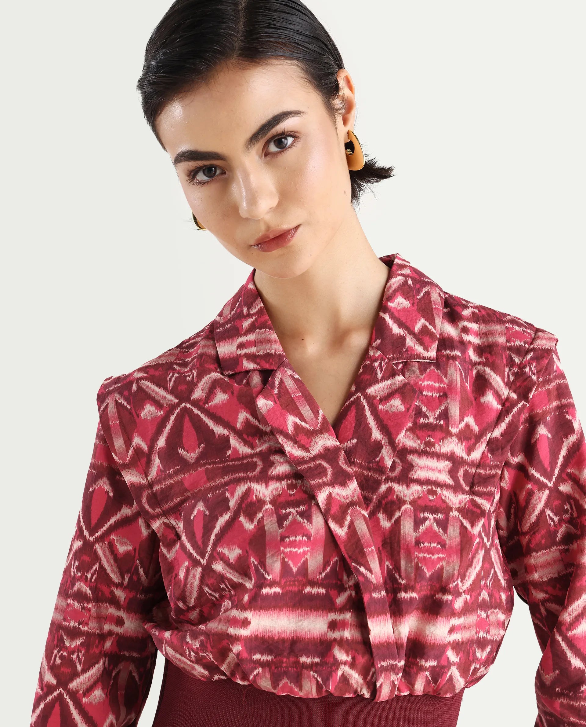 Rareism Women's Mus Multi Nylon Blend V-Neck Abstract Print Cuffed Sleeve Regular Fit Top