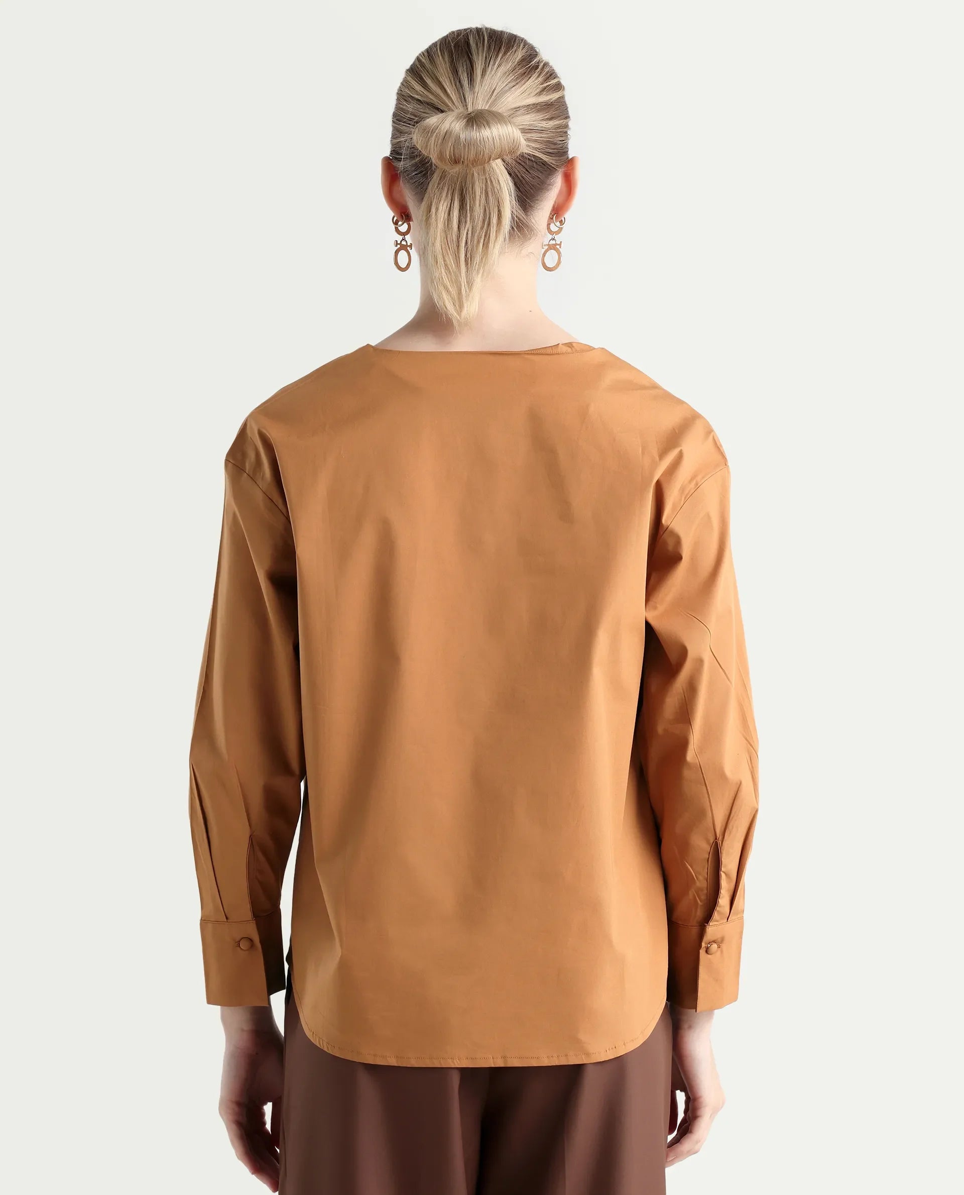 Rareism Women's Nagoya Light Brown Crew Neck Plain Cuffed Sleeve Regular Fit Top