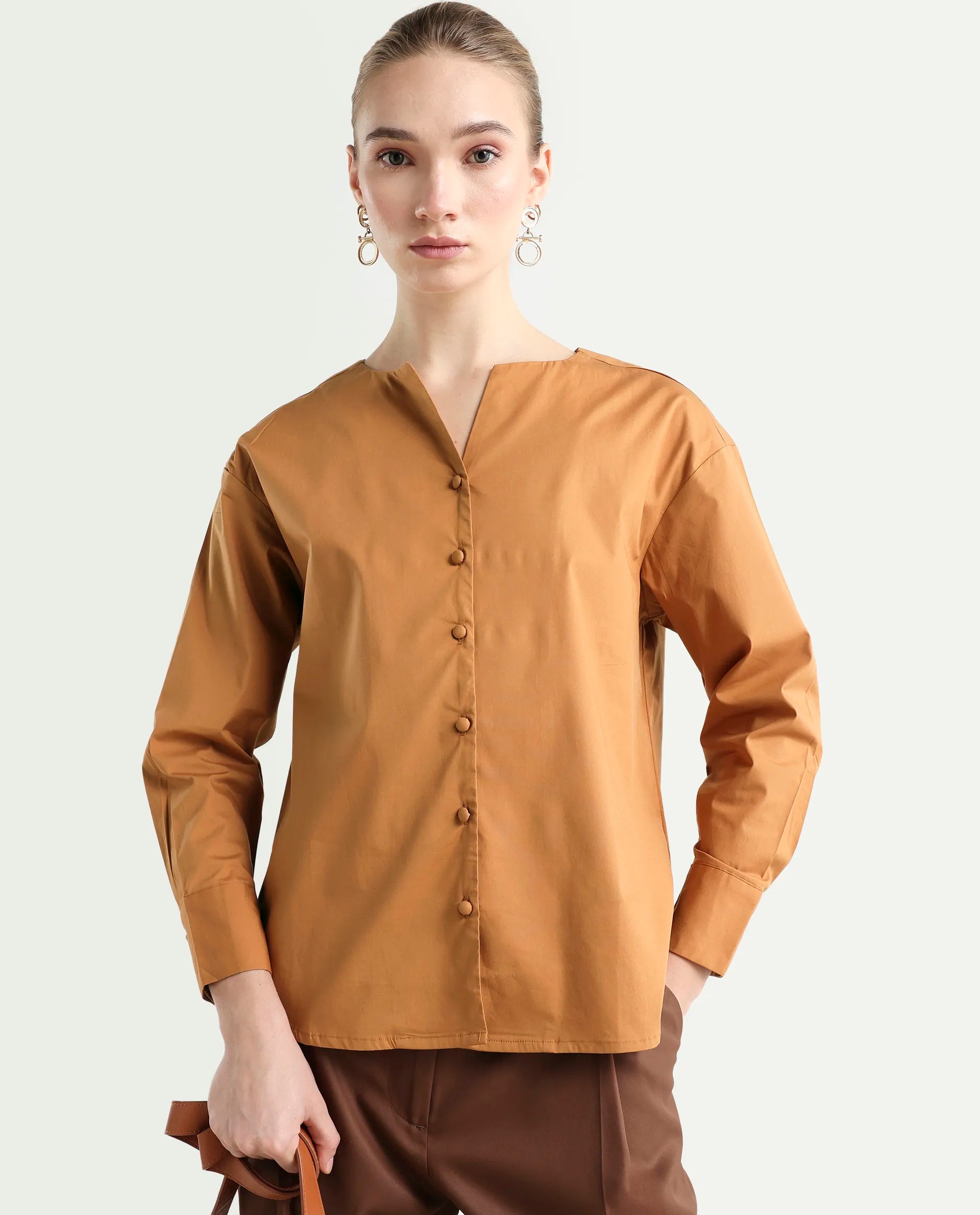 Rareism Women's Nagoya Light Brown Crew Neck Plain Cuffed Sleeve Regular Fit Top