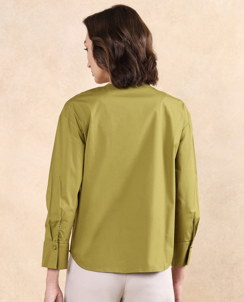 Rareism Women Nagoya Green Cuffed Sleeve Round Neck Button Plain Top