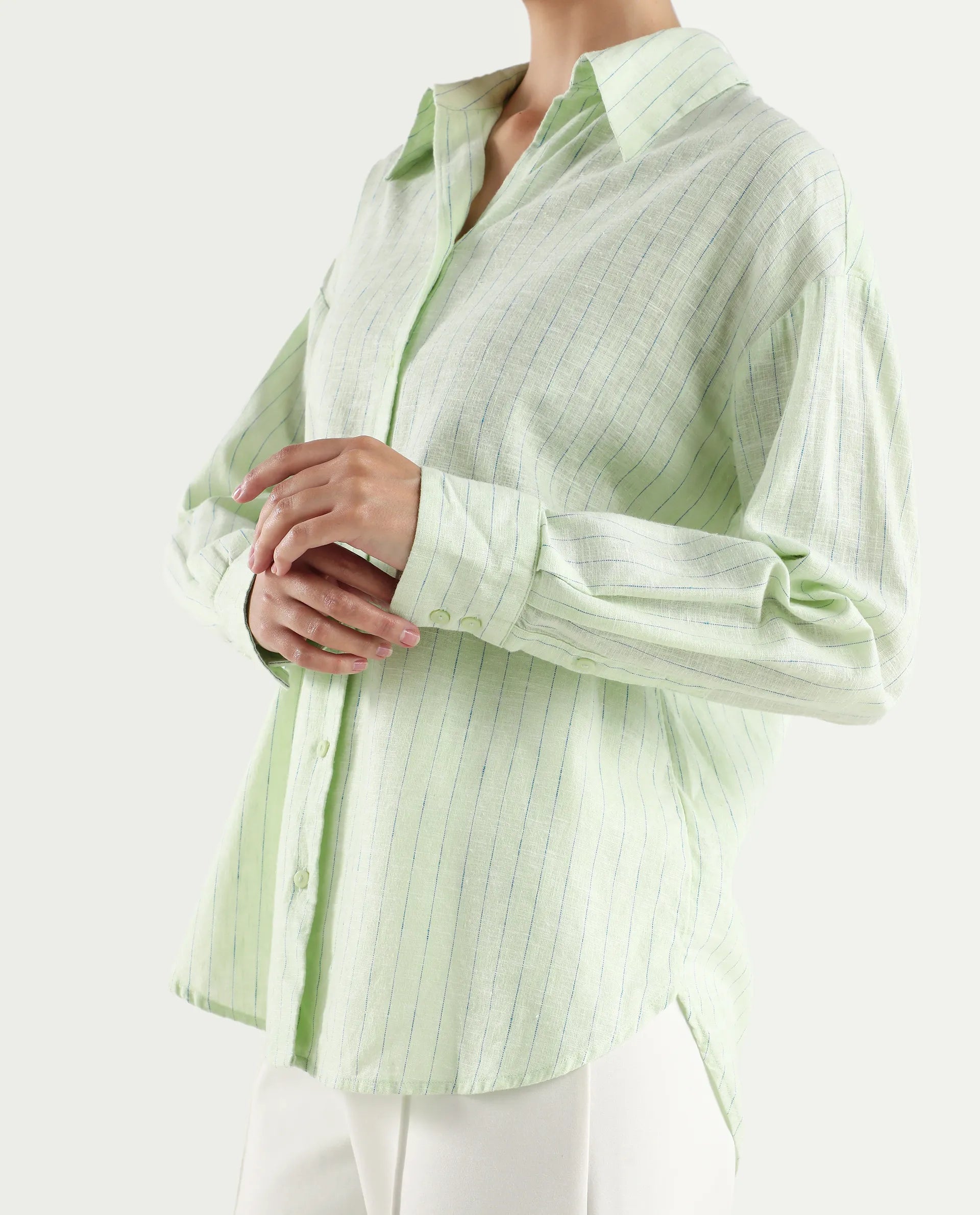 Rareism Women's Nenora Light Green Linen Spread Collar Boxy Fit Shirt