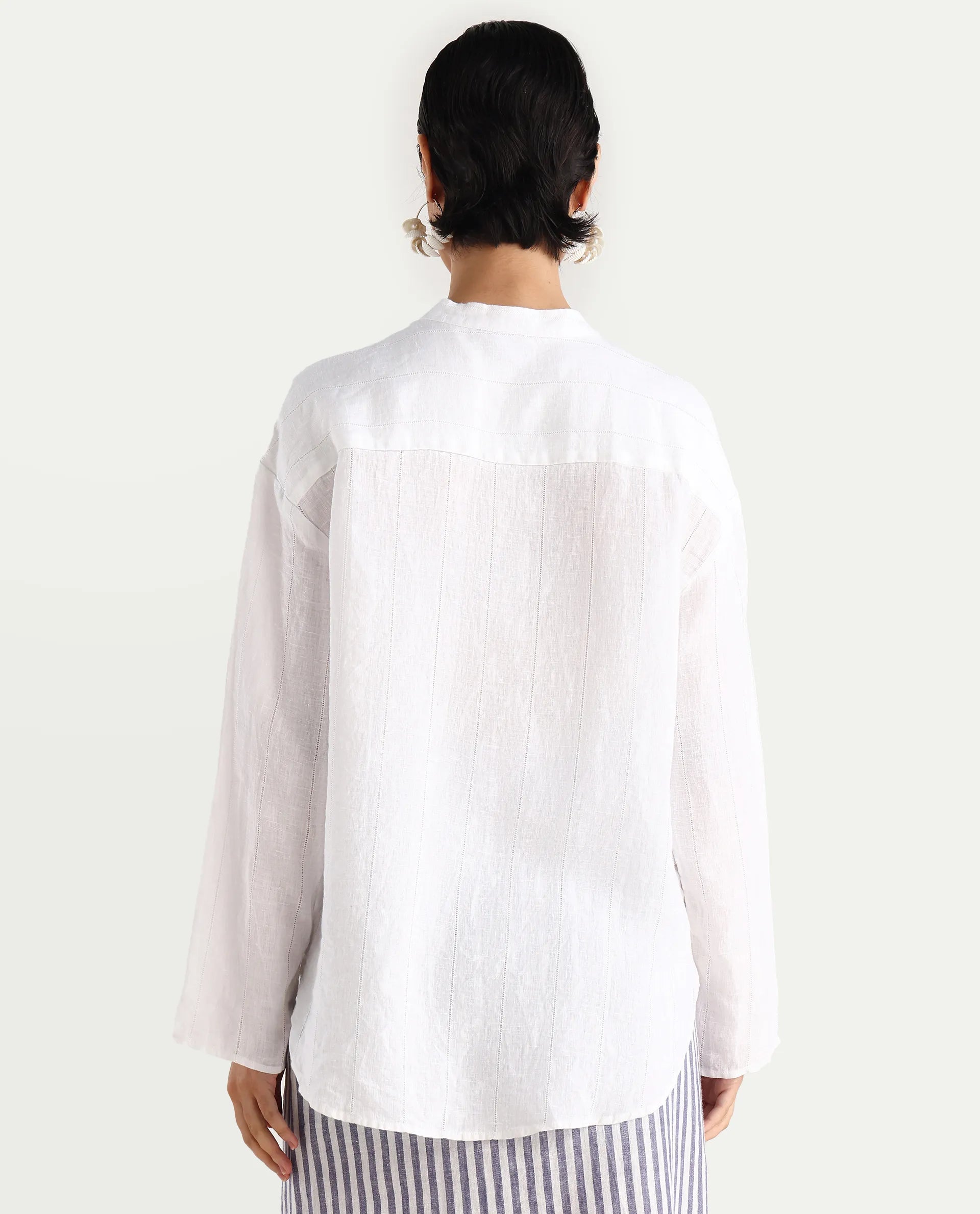 Rareism Women's Nenti White Cotton Mandarin Collar Regular Fit Plain Top