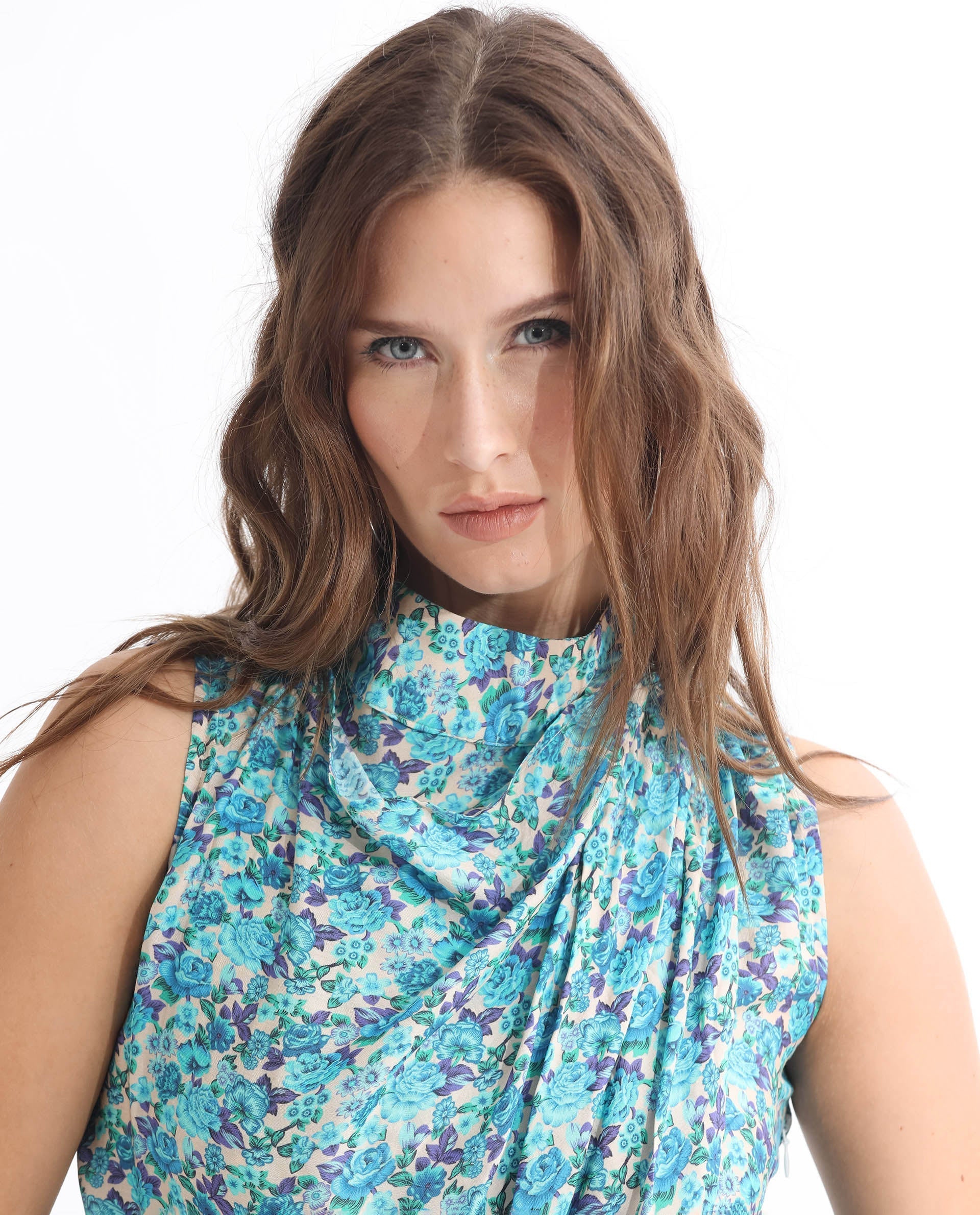 Rareism Women's Never Blue Cotton Blend High Neck Floral Print Sleeveless Tailored Top