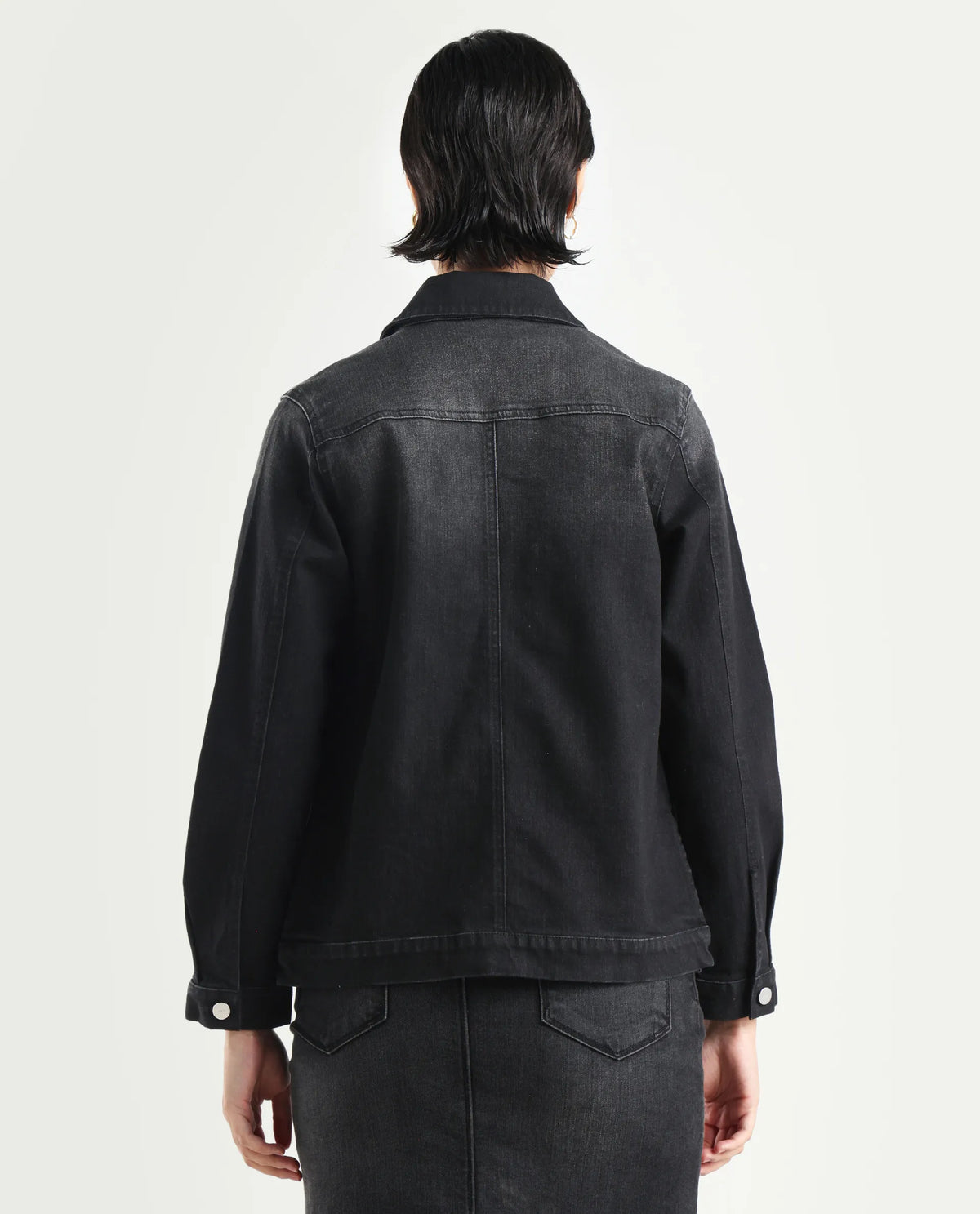 Rareism Women's Nexus Black Cotton Blend Spread Collar Plain Cuffed Sleeve Boxy Fit Jacket