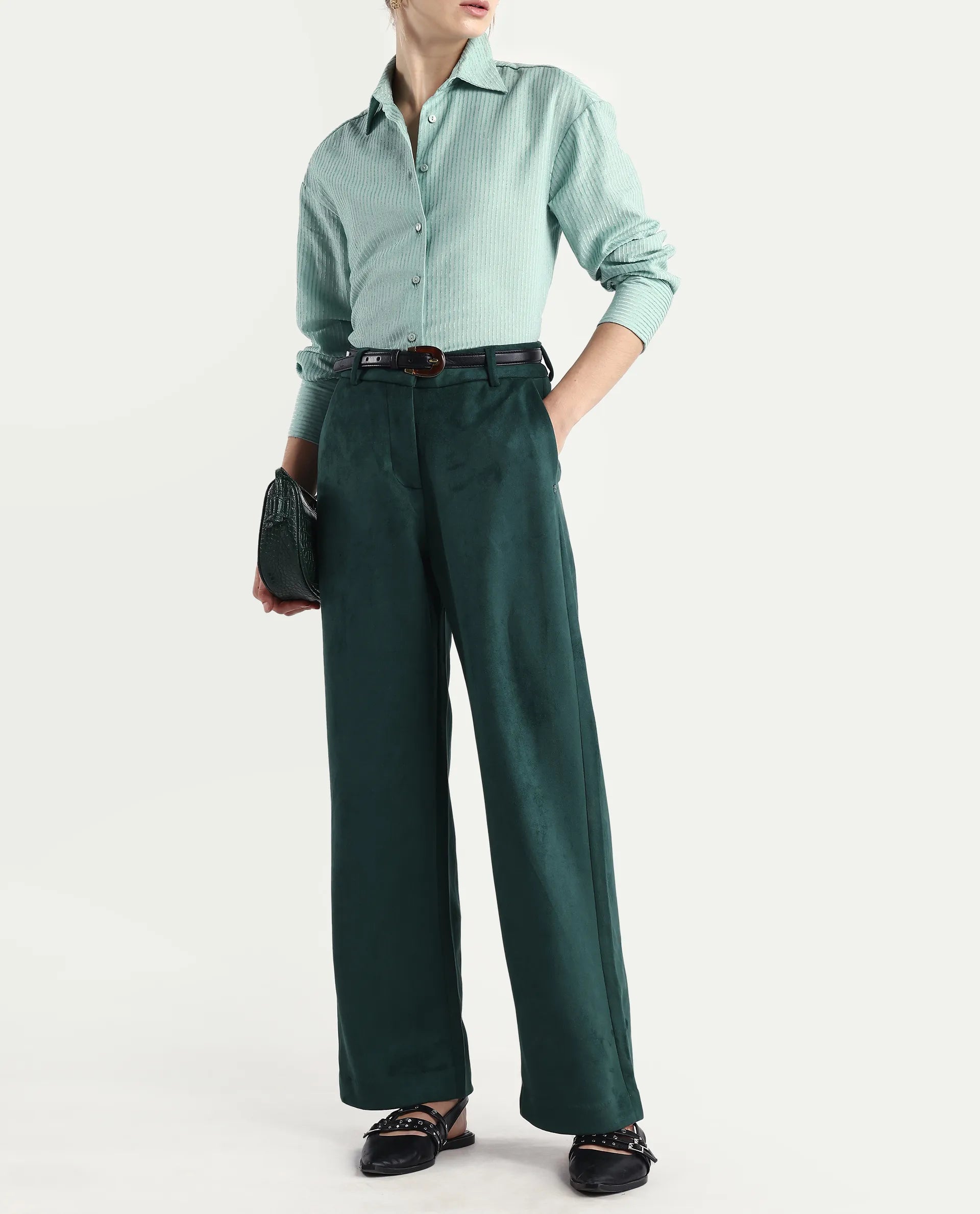 Rareism Women's Niwast-B Green Polyester Blend Straight Fit Travel Trouser