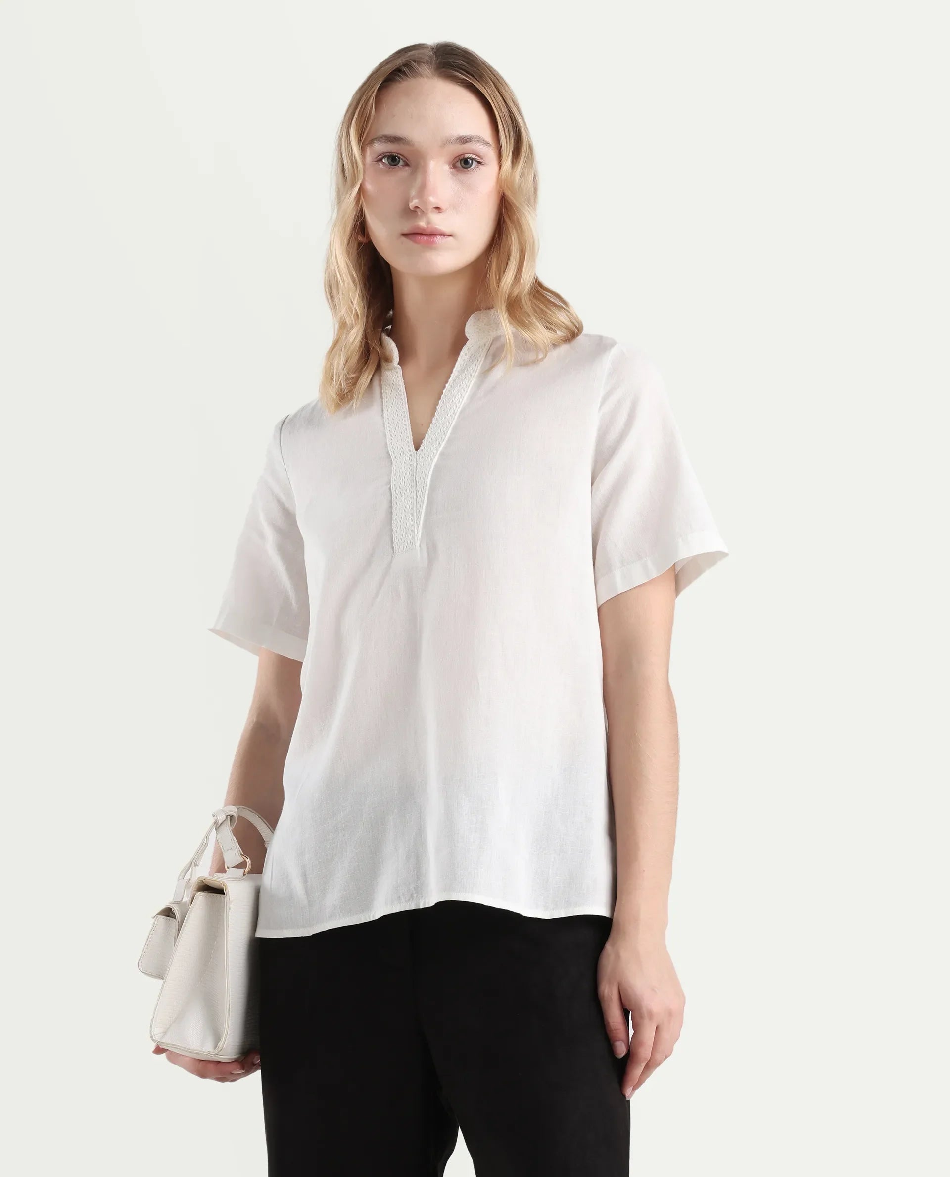 Rareism Women's Nubag Off White Cotton Blend Half Sleeve Mandarin Collar Regular Fit Top