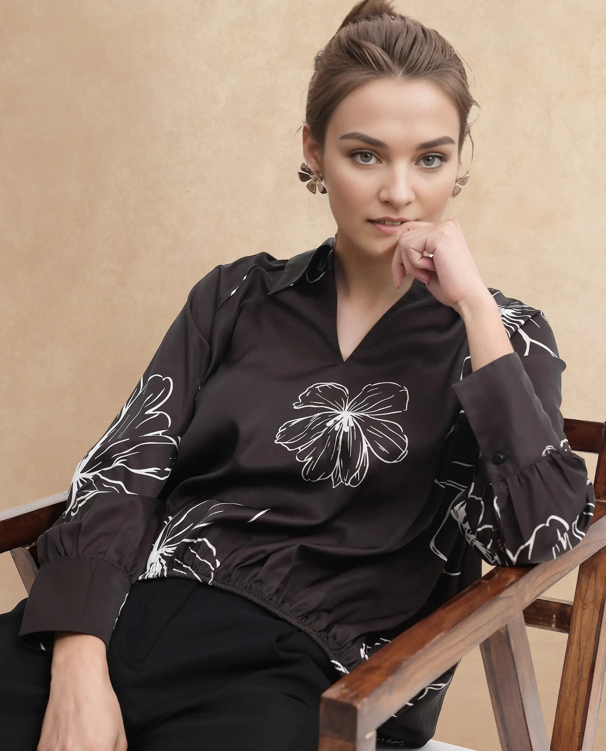 Rareism Women's Olin Sc Dark Brown Satin Drop Collar Floral Print Raglan Sleeve Regular Fit Top