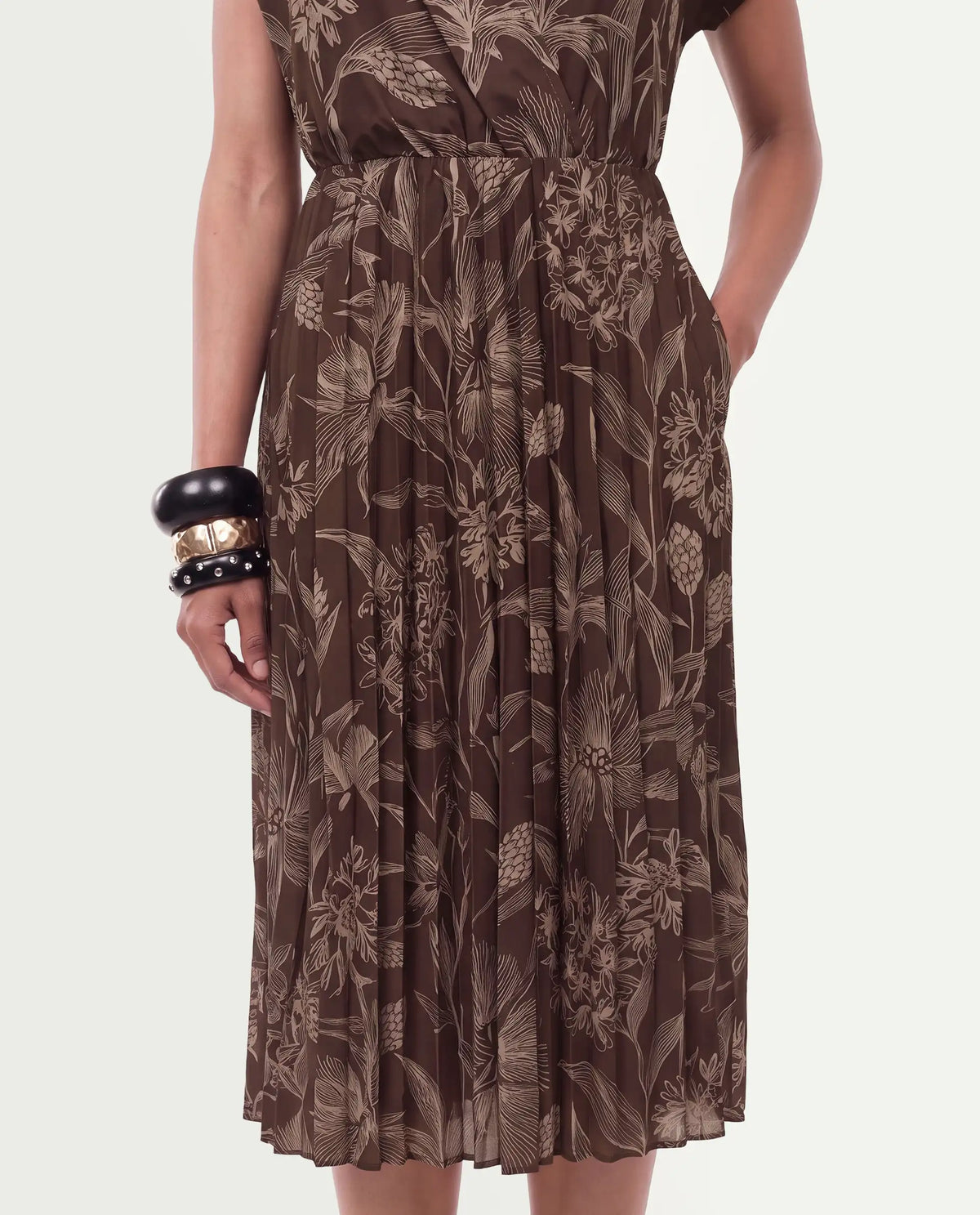 Rareism Women's Omag Dark Brown Polyester Pull-On Wrap Floral Print Dress