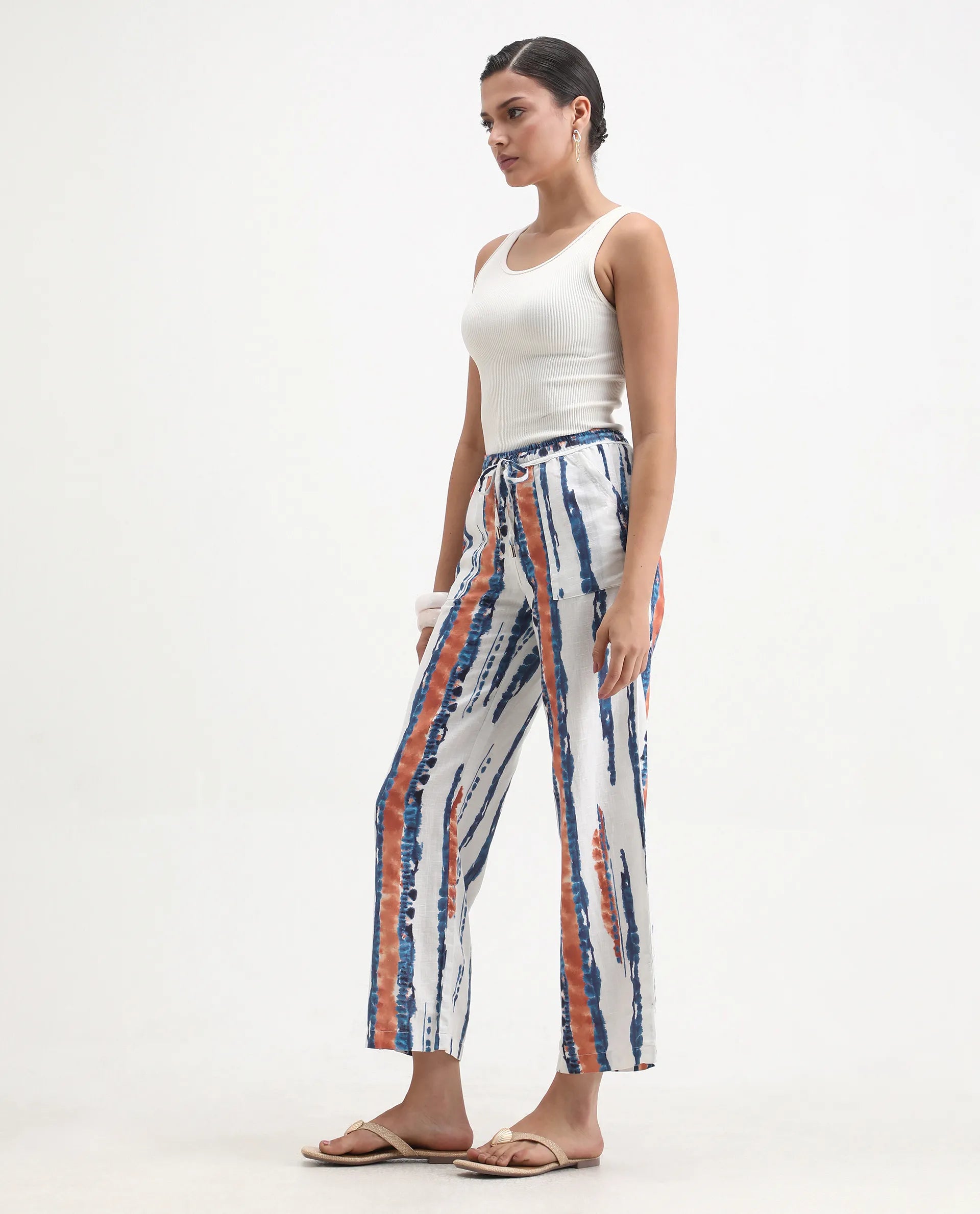 Rareism Women's Opus Offwhite Linen Abstract Print Ankle Length Tailored Trouser