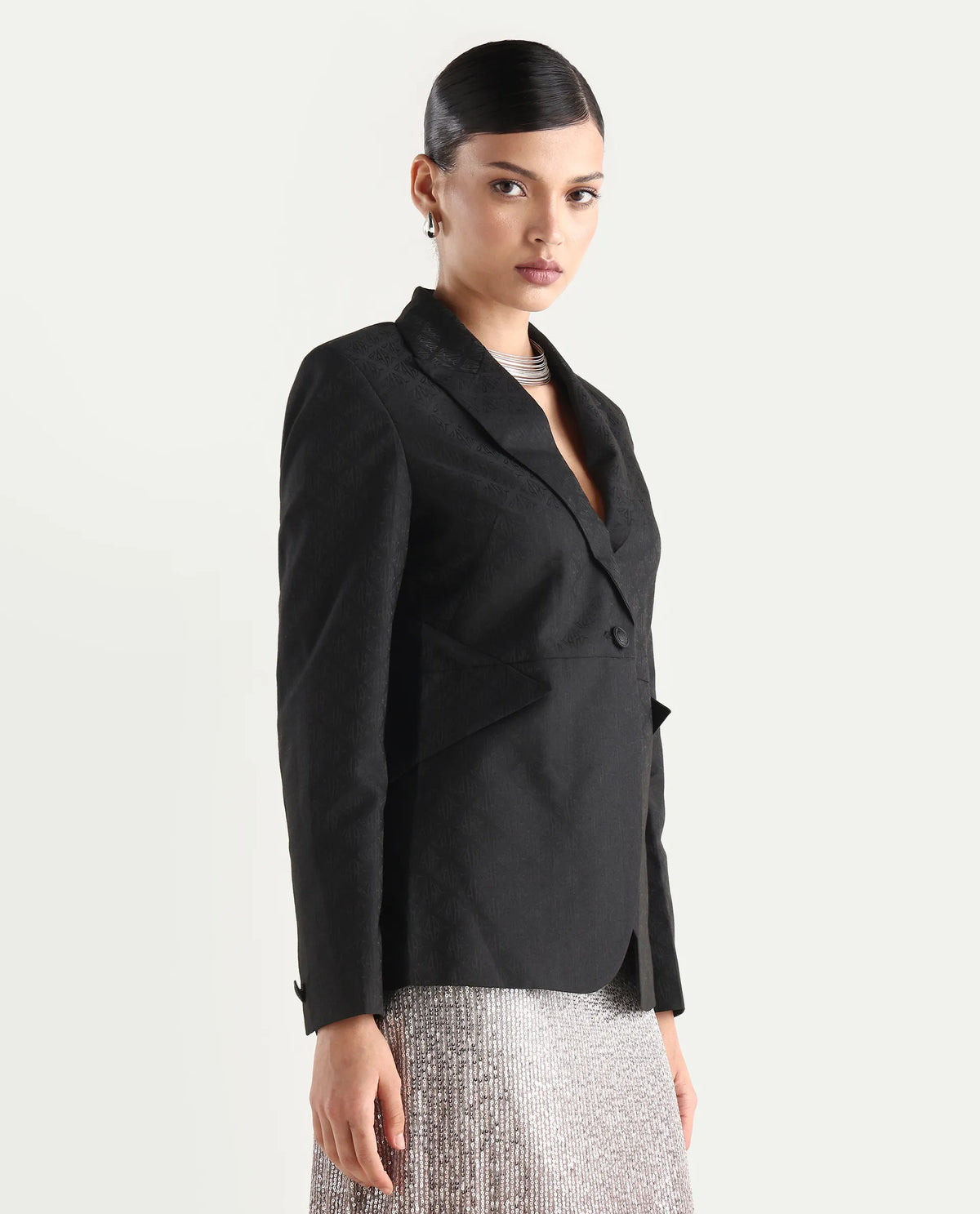 Rareism Women's Palui Black Polyester Lapel Neck Plain Regular Fit Blazer