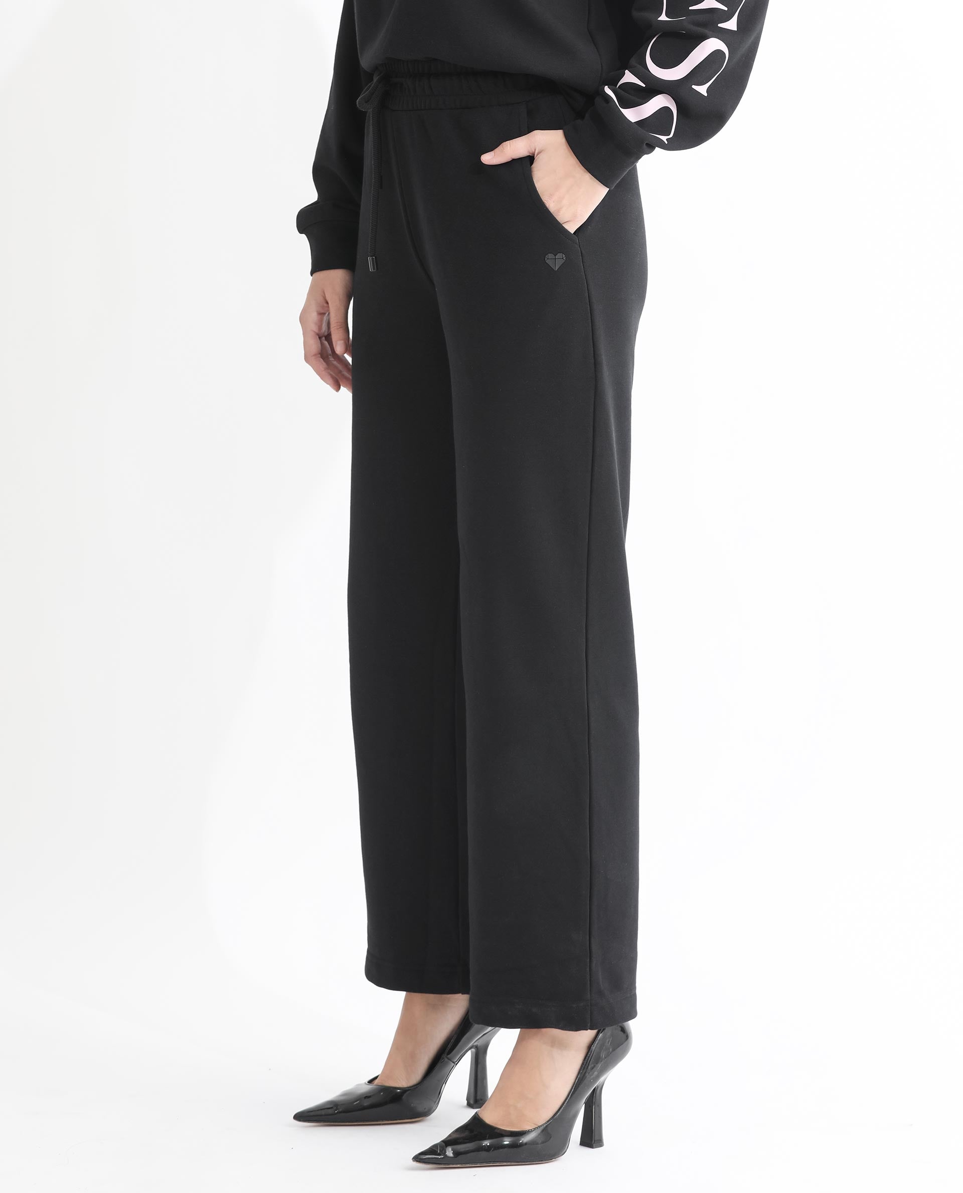Rareism Women's Pazoo T Black Cotton Blend Plain Ankle Length Flared Track Pant