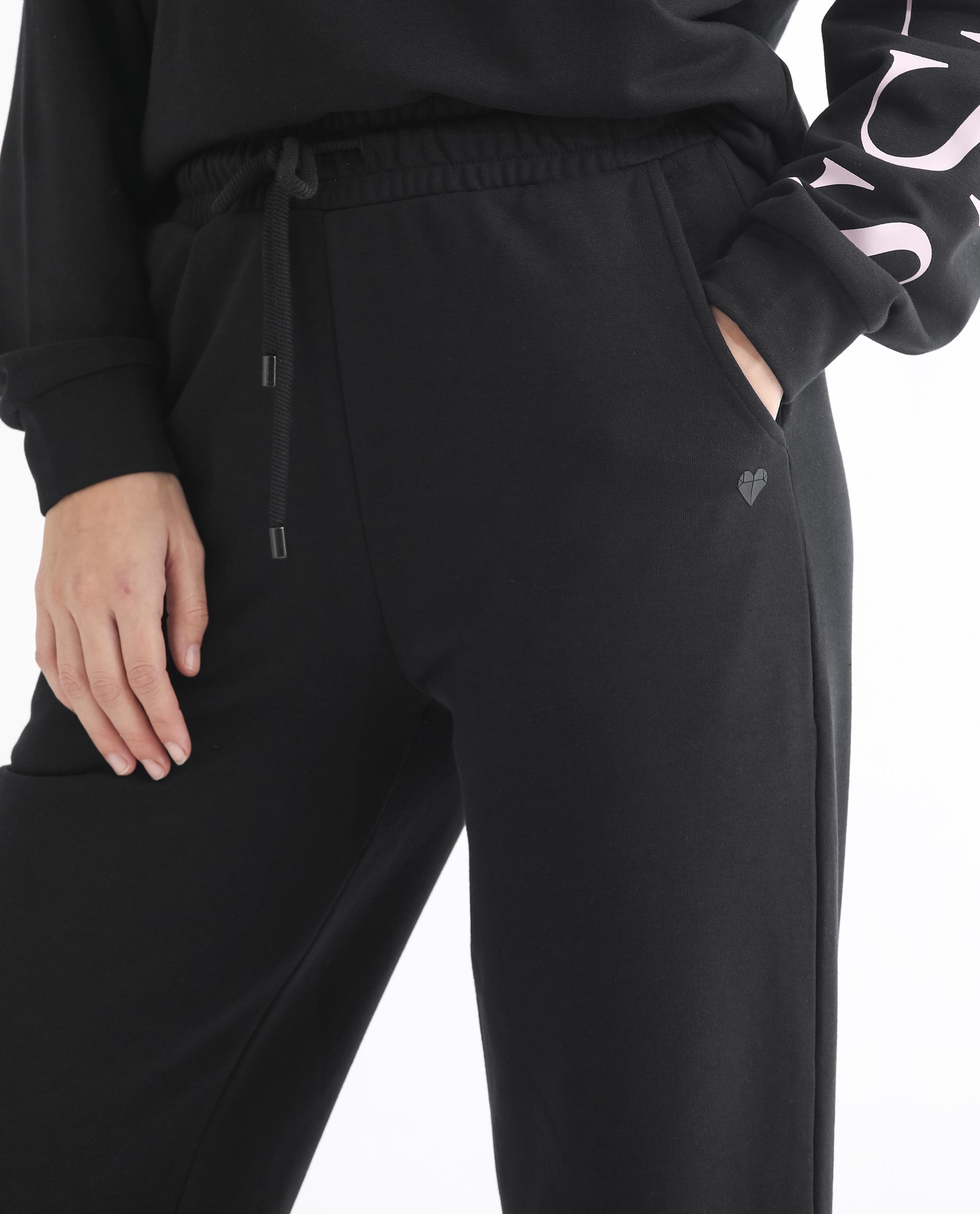 Rareism Women's Pazoo T Black Cotton Blend Plain Ankle Length Flared Track Pant