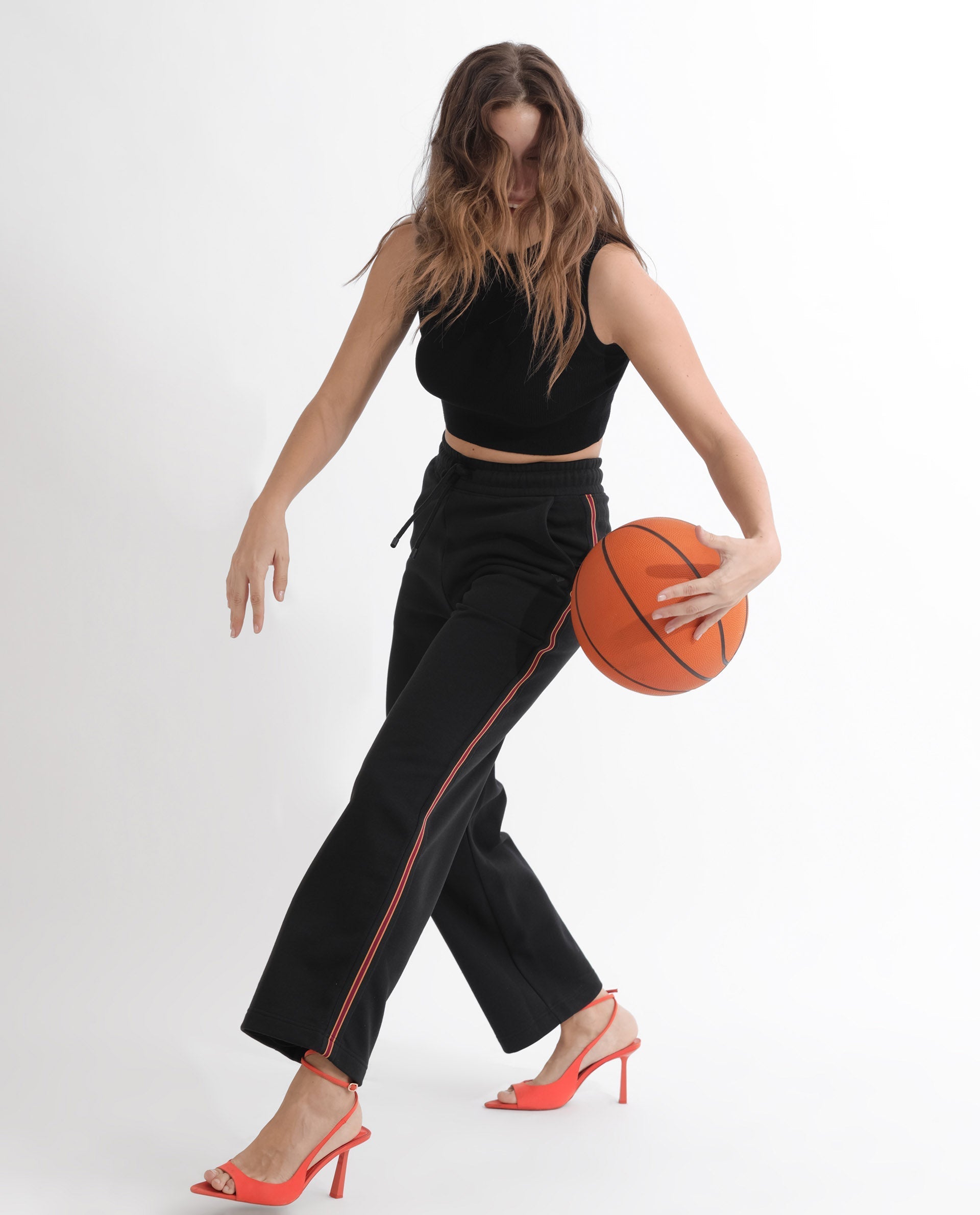 Rareism Women's Pazoo F Black Cotton Blend Plain Ankle Length Flared Track Pant