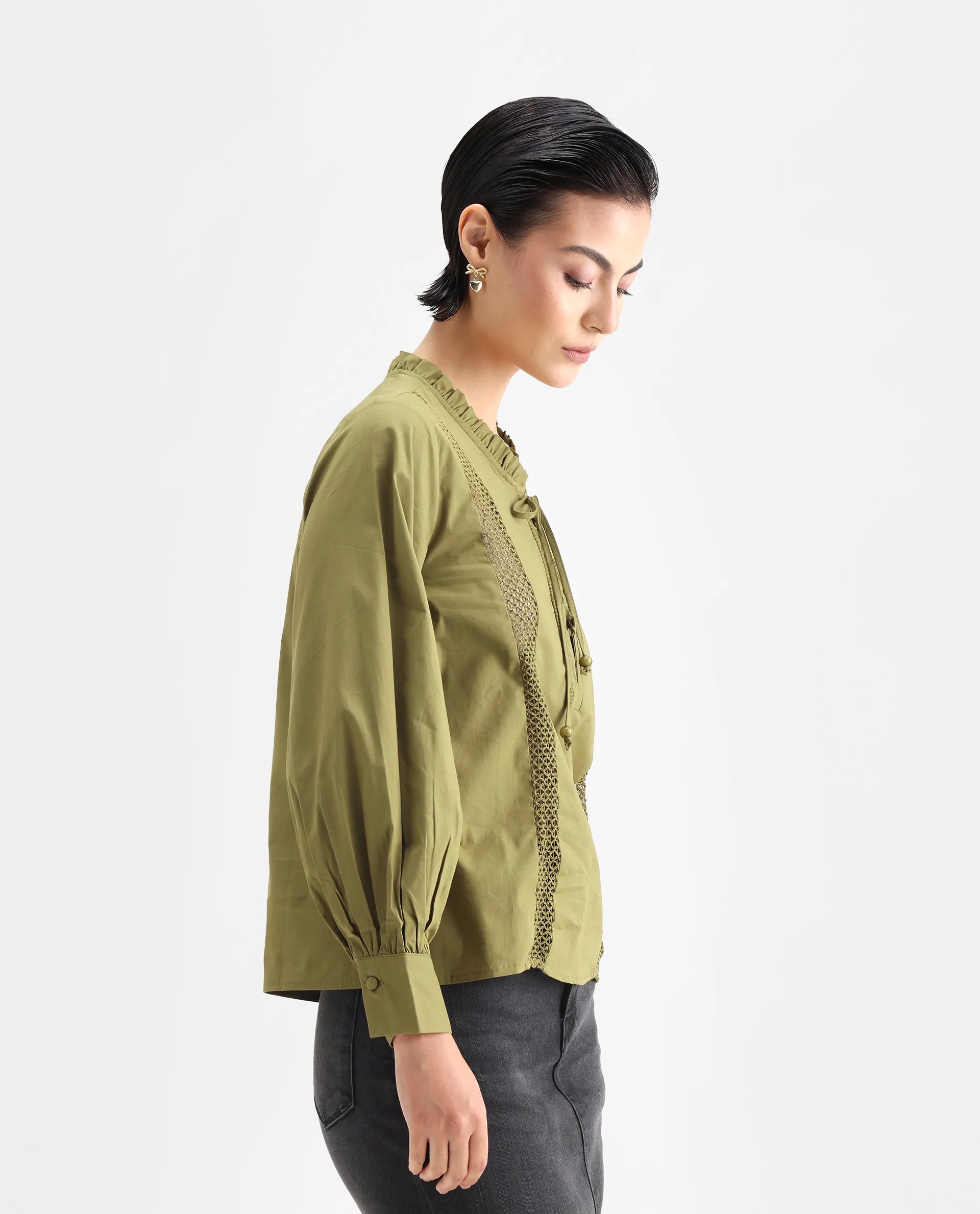 Rareism Women's Penla Light Green Cotton V-Neck Plain Cuffed Sleeve Regular Fit Top