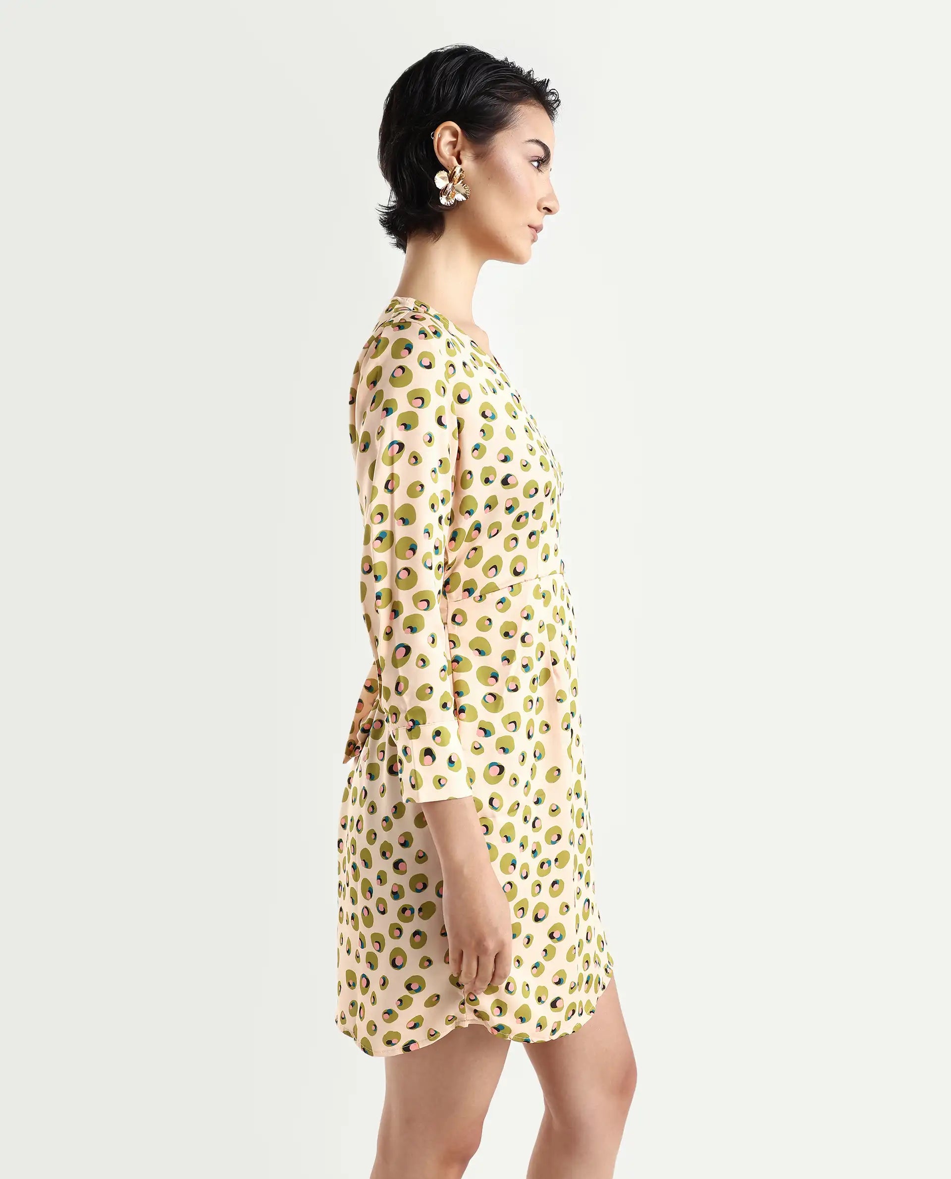 Rareism Women's Perk Peach Collarless Abstract Print Knee Length Regular Fit Dress