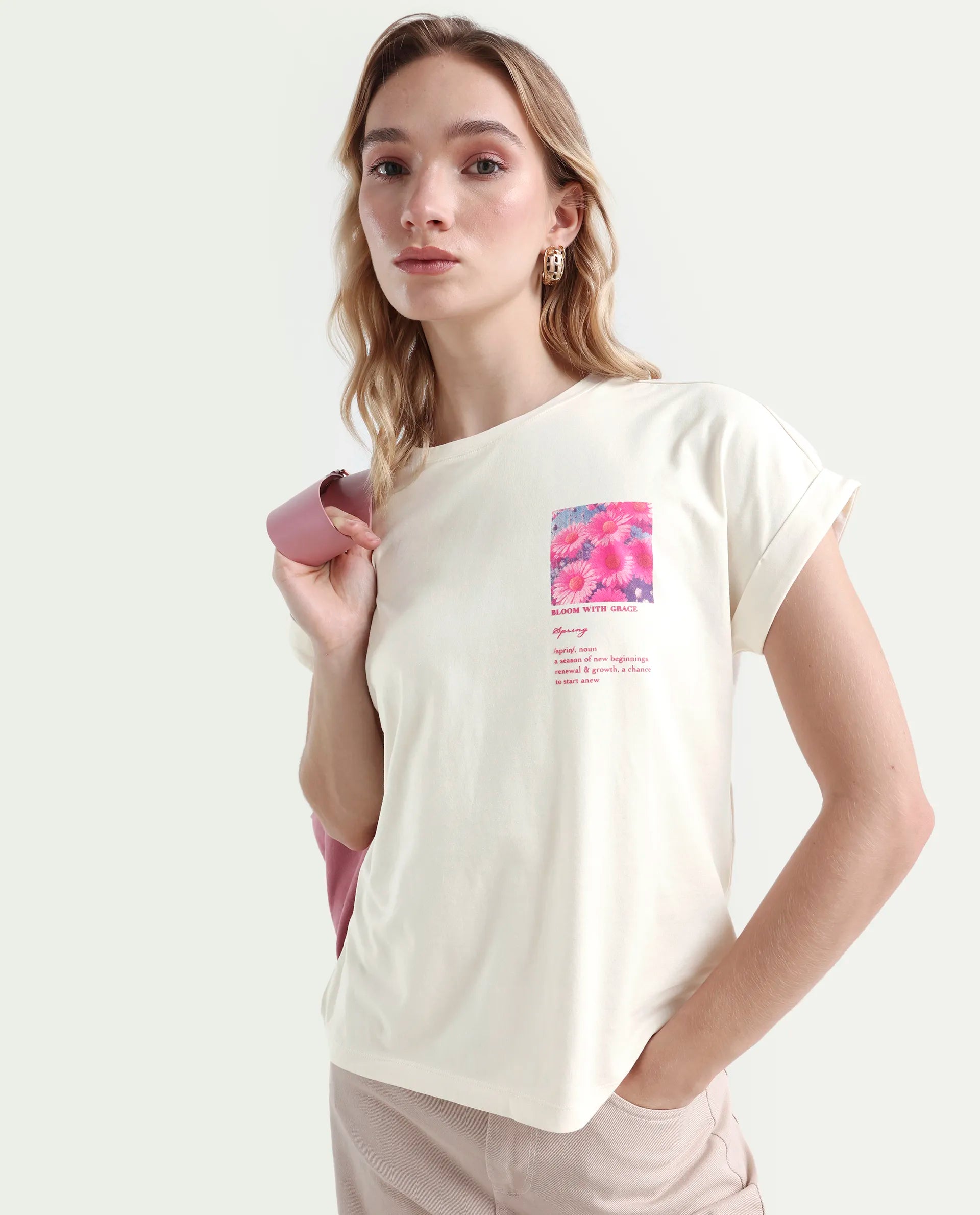 Rareism Women's Poctri Off White Cotton Blend Crew Neck Graphic Print Extended Sleeves Regular Fit T-Shirt