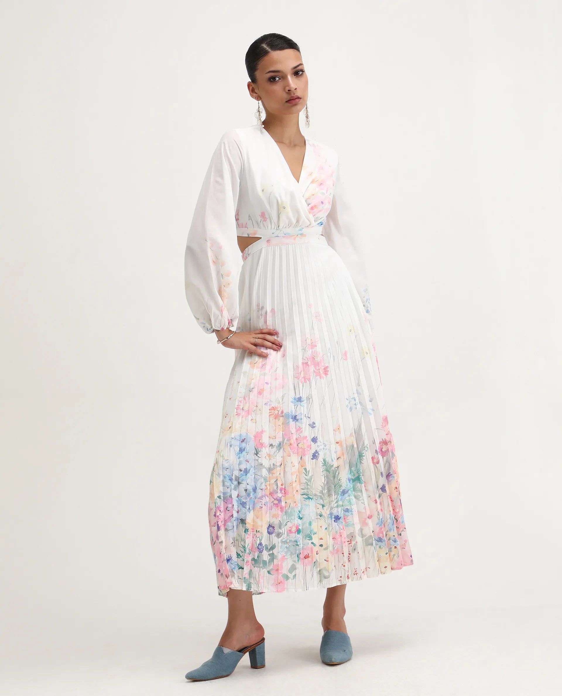 Rareism Women's Preger Multi Polyester V-Neck Floral Print Midi Fit And Flare Dress