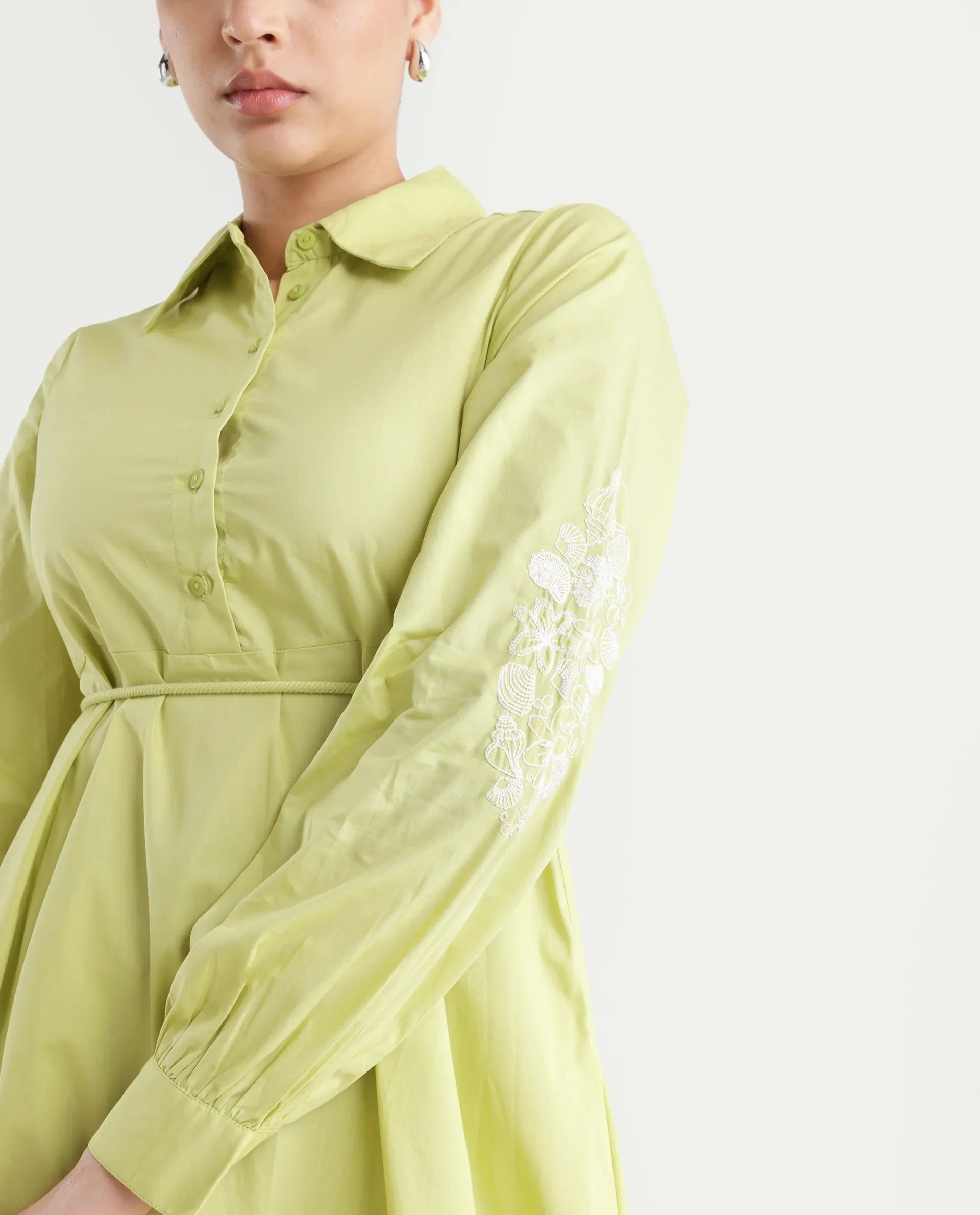 Rareism Women's Prep Green Cotton Spread Collar Plain Balloon Sleeve Midi Fit And Flare Dress