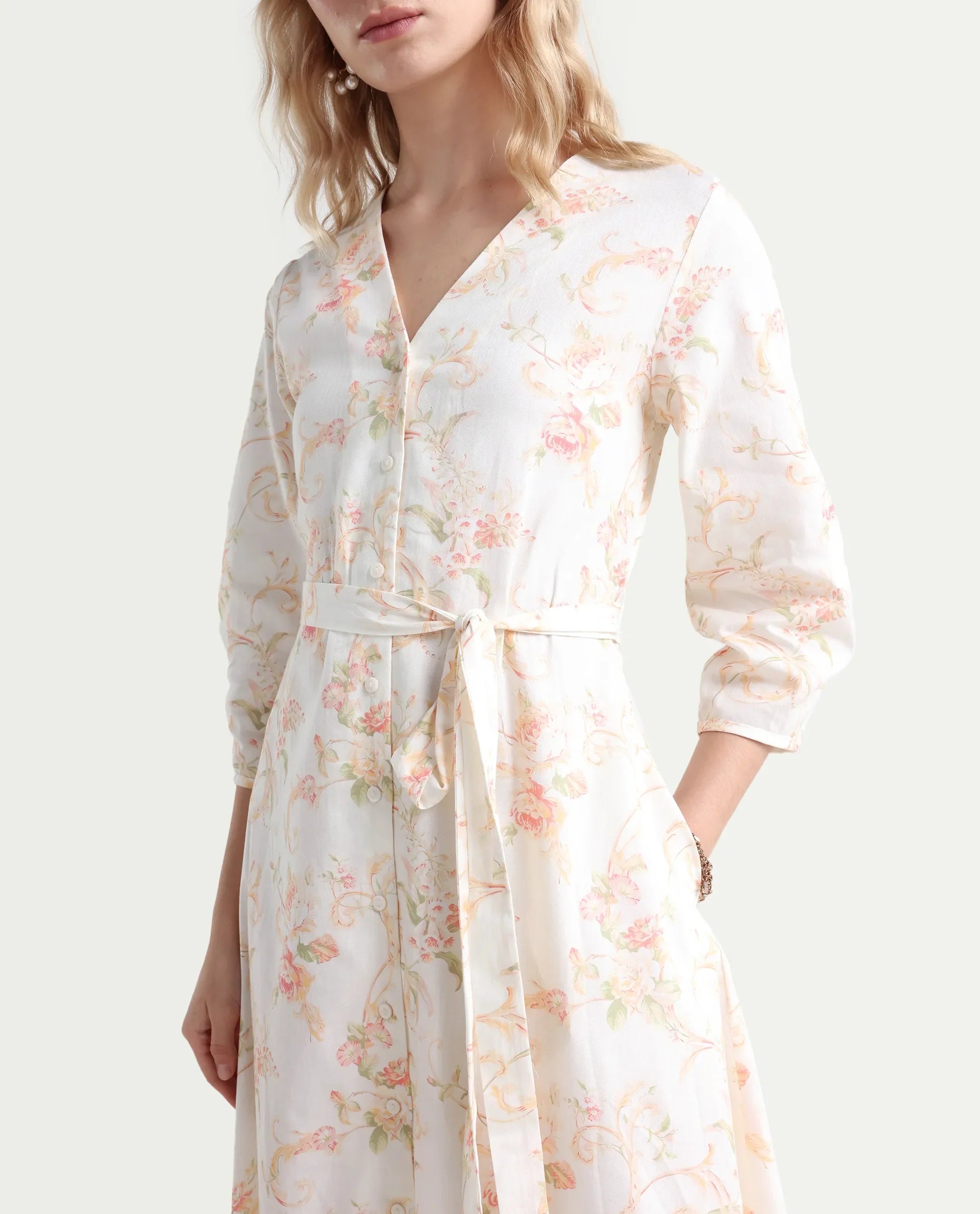 Rareism Women's Preu White Cotton V-Neck Floral Print Balloon Sleeve Midi Straight Fit Dress