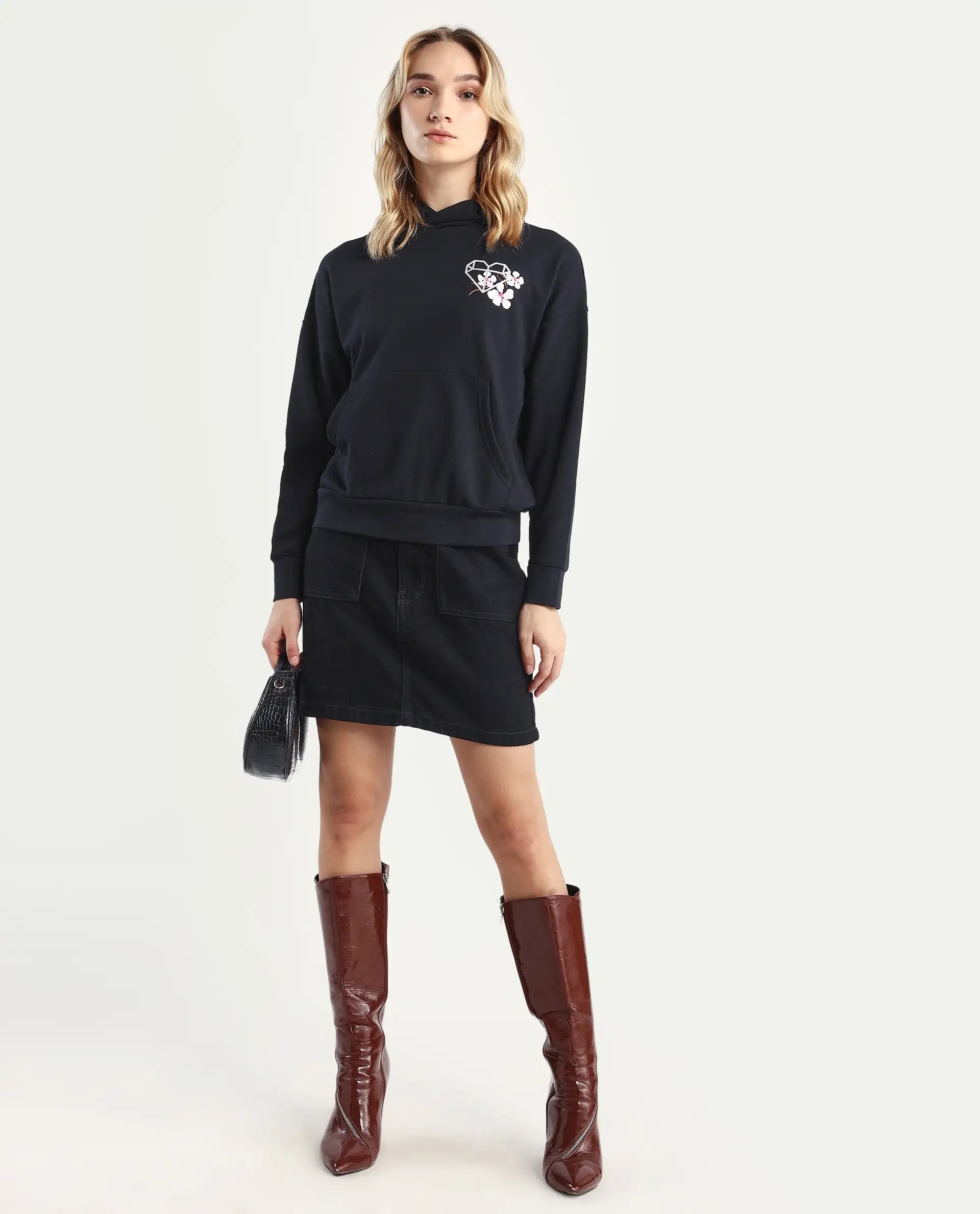 Rareism Women's Quash Black Cotton Blend Hooded Graphic Print Relaxed Fit Sweatshirt