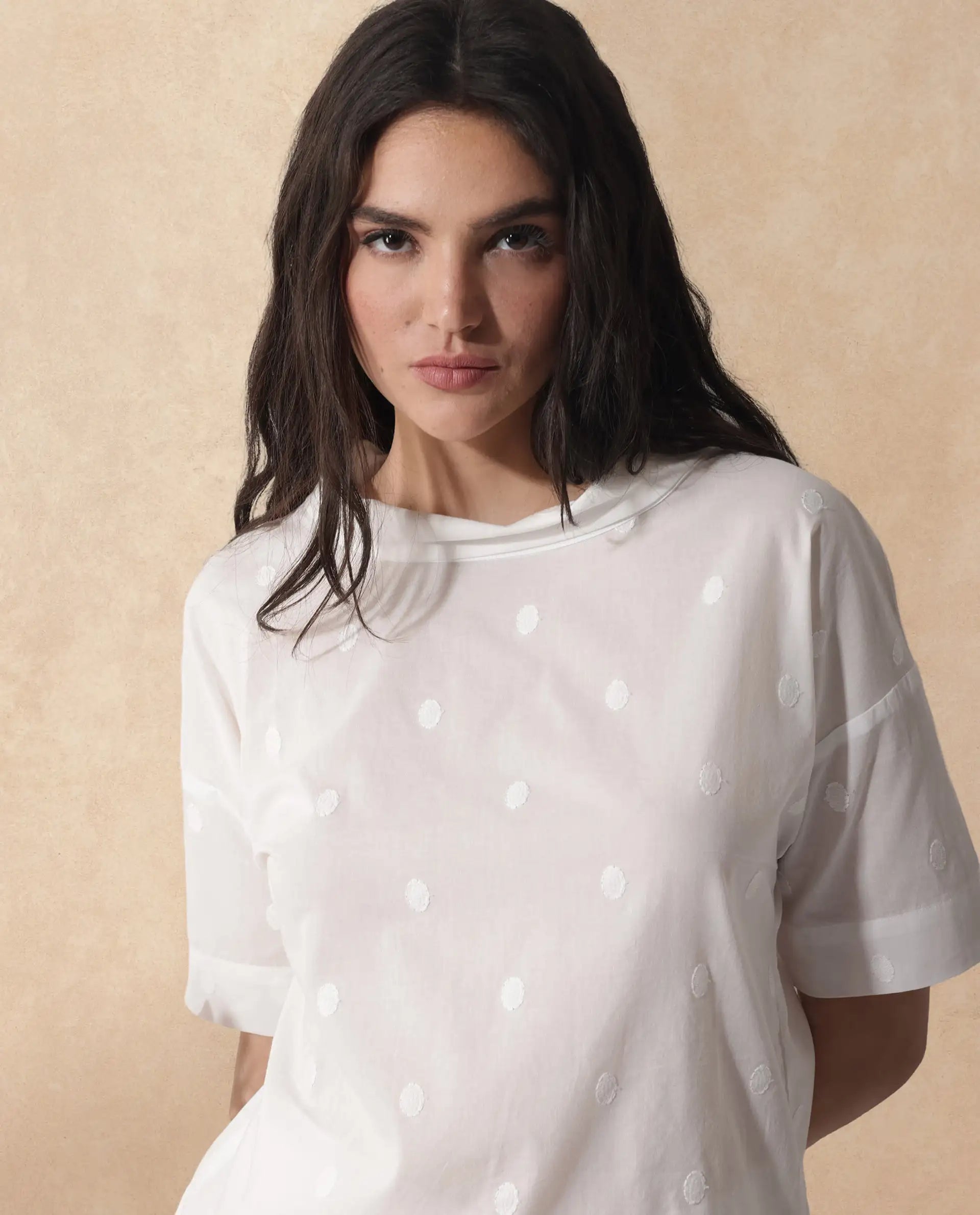 Rareism Women's Raviolt White Cotton Spread Collar Plain Regular Fit Top
