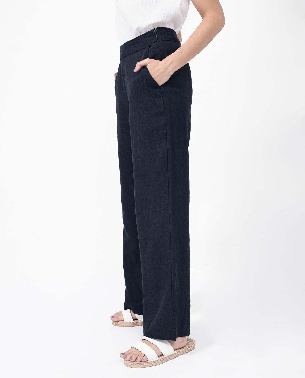 Rareism Women Rica Dark Navy Cotton Linen Fabric Regular Length Trouser