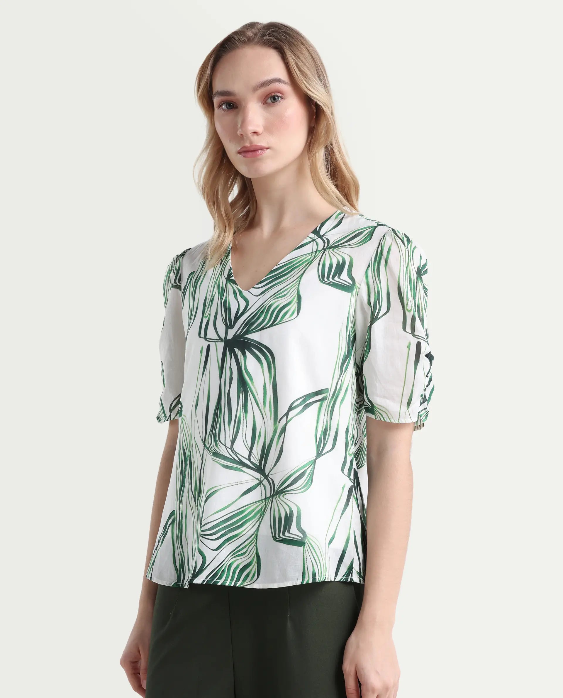 Rareism Women's Riter Green Cotton V-Neck Plain Puff Sleeve Regular Fit Top