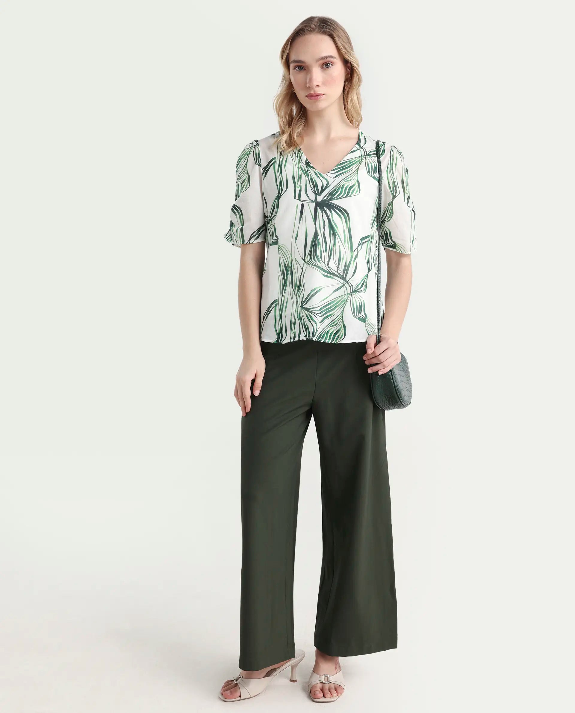 Rareism Women's Riter Green Cotton V-Neck Plain Puff Sleeve Regular Fit Top