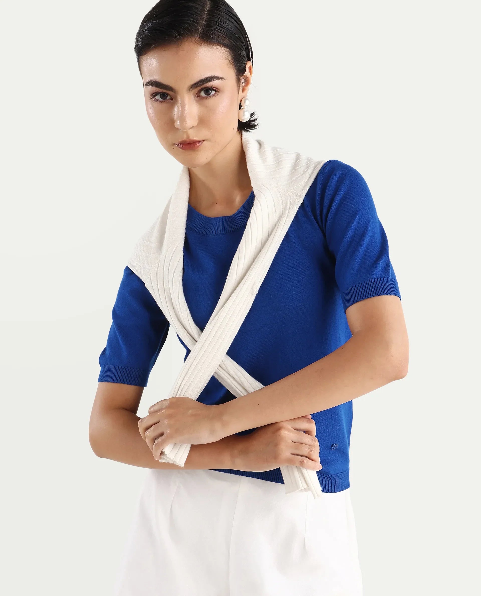 Rareism Women's Rohrdo Flouroscent Blue Viscose Crew Neck Plain Regular Fit Sweater