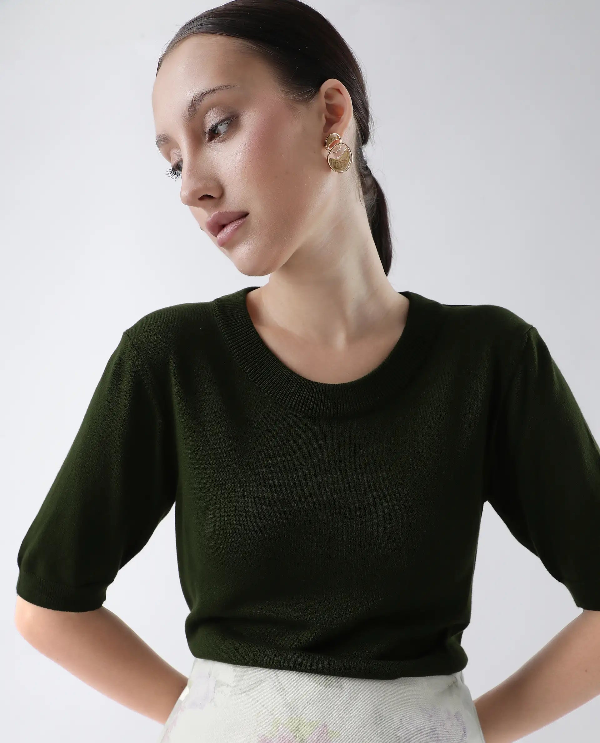 Rareism Women's Rohrdo Green Cotton Blend Crew Neck Plain Regular Fit Sweater