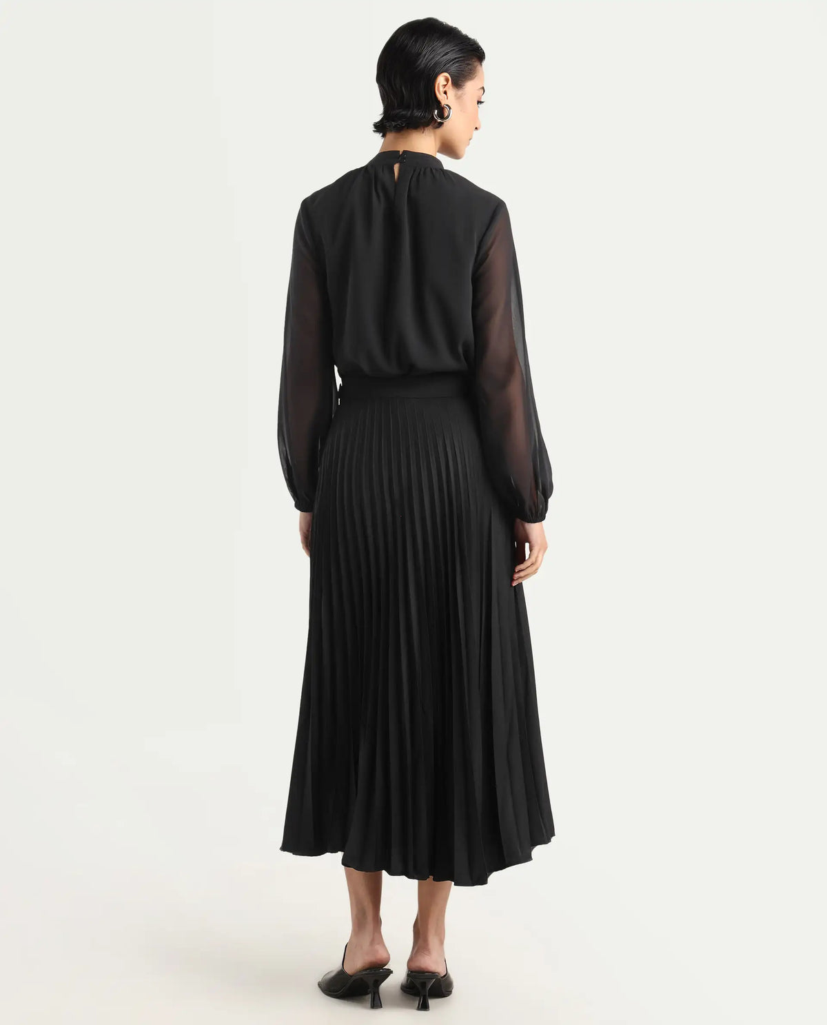 Rareism Women's Ronwiz Black Polyester Blend Plain Midi A-Line Skirt