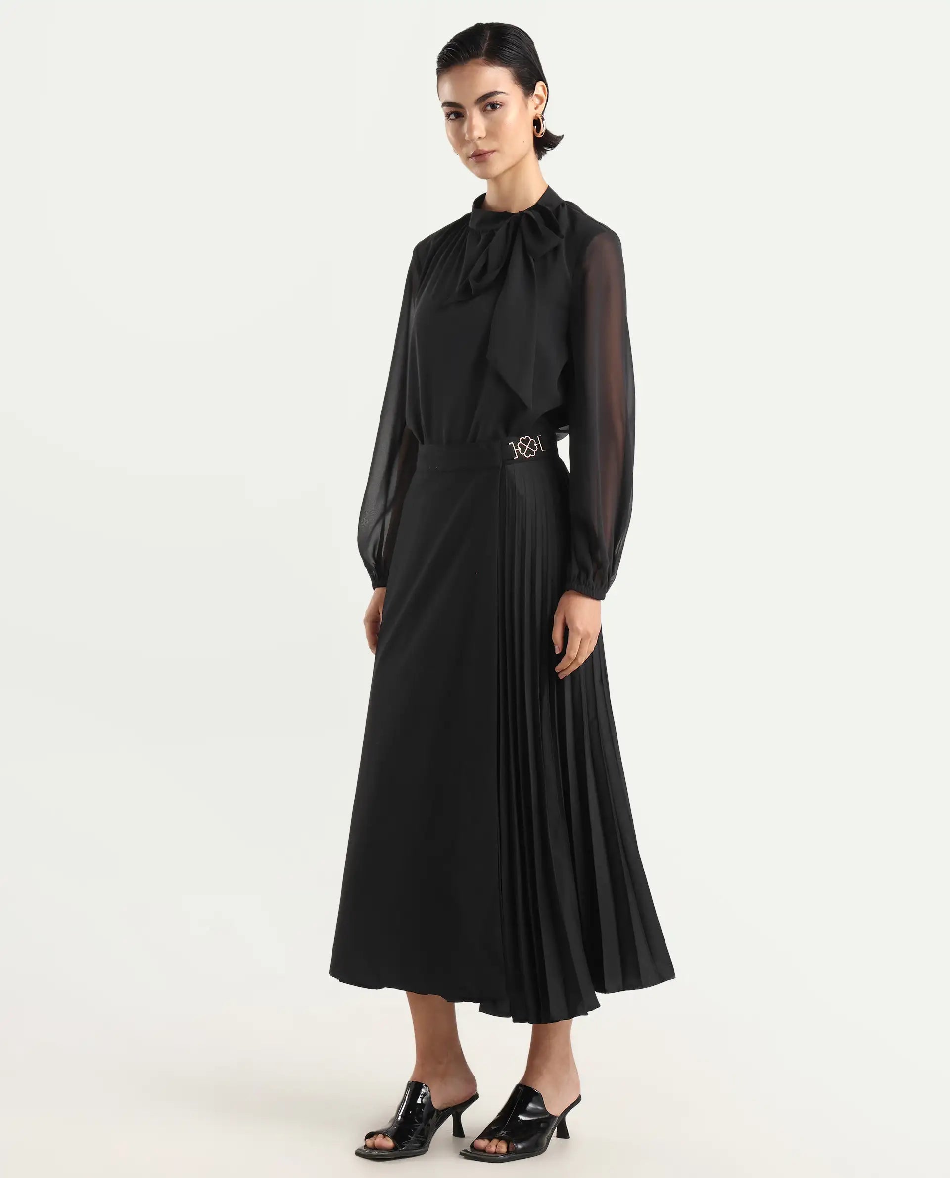 Rareism Women's Ronwiz Black Polyester Blend Plain Midi A-Line Skirt