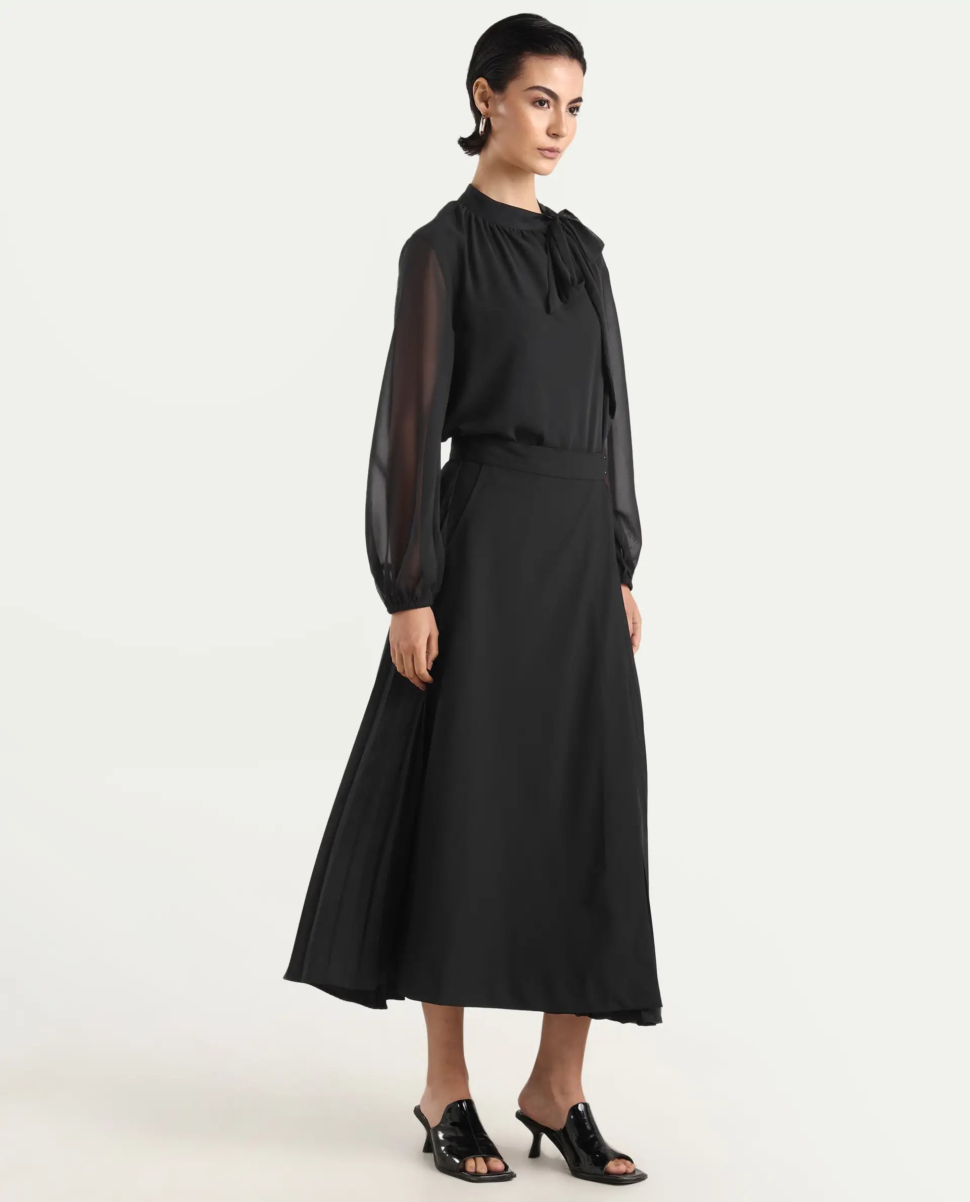 Rareism Women's Ronwiz Black Polyester Blend Plain Midi A-Line Skirt