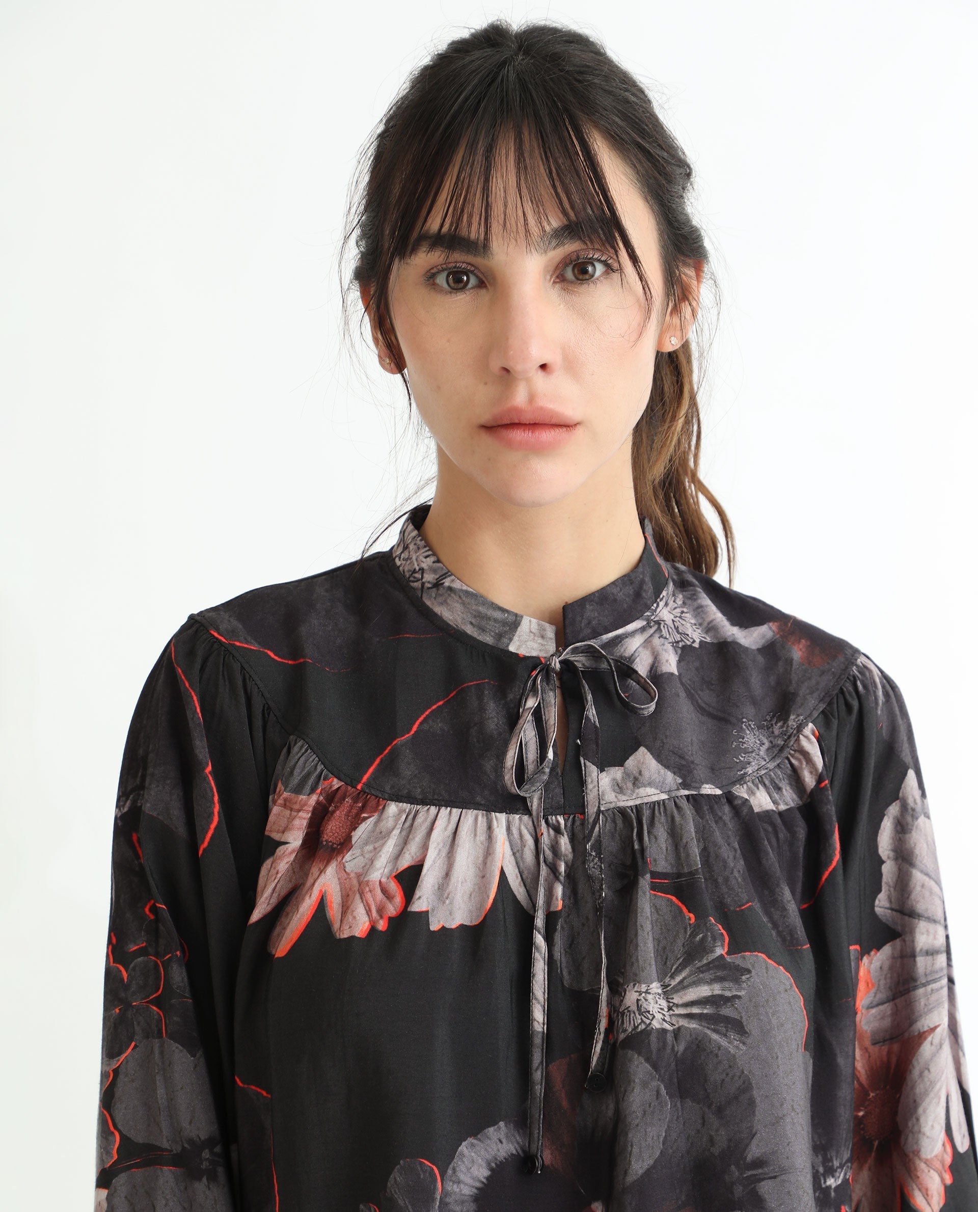 Rareism Women's Rothal Black Polyester Blend Tie-Up Neck Floral Print Balloon Sleeve Relaxed Fit Top