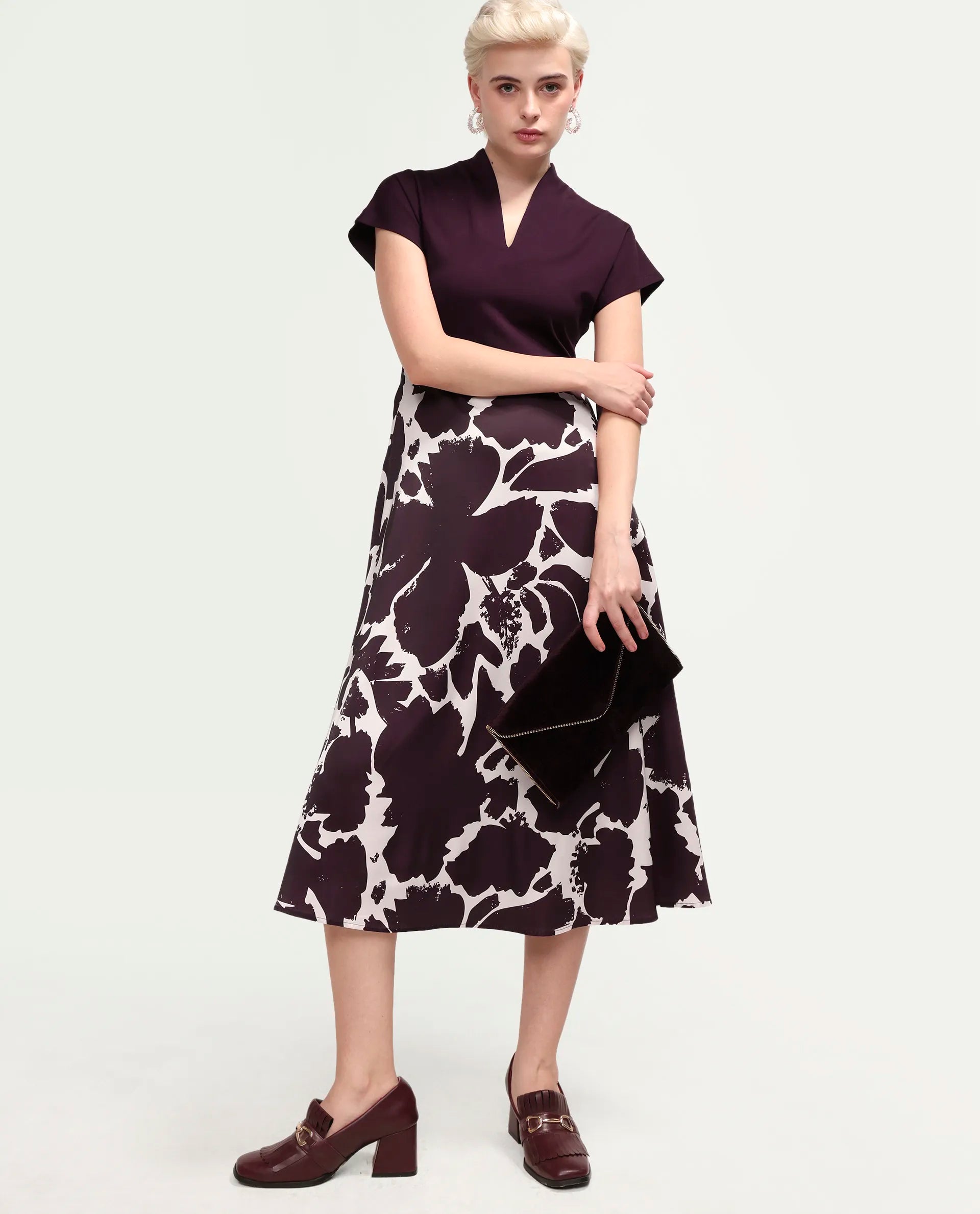 Rareism Women's Sopply Maroon Cotton V-Neck A-Line Abstract Print Dress