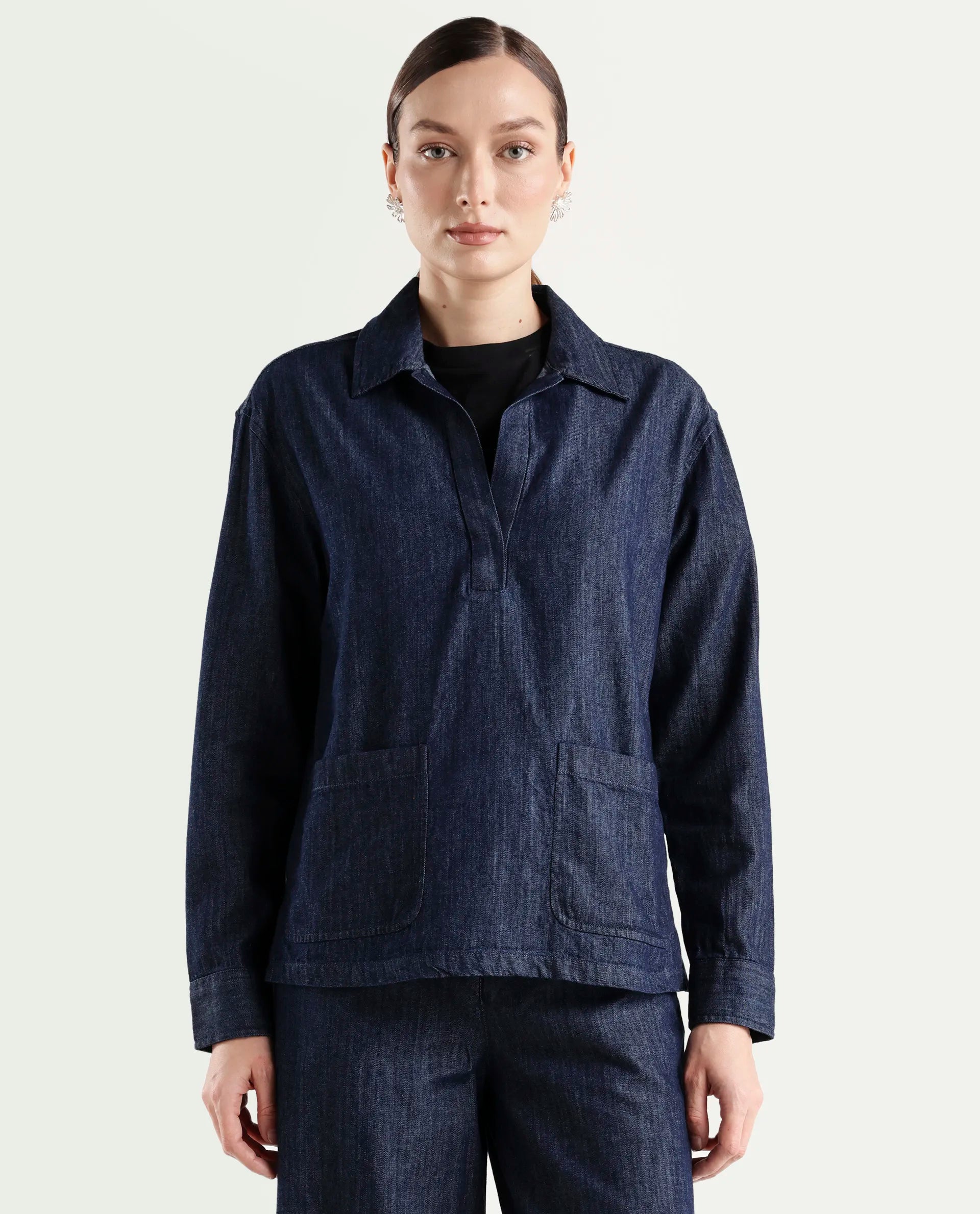 Rareism Women's Dento Blue Cotton Spread Collar Relaxed Plain Top