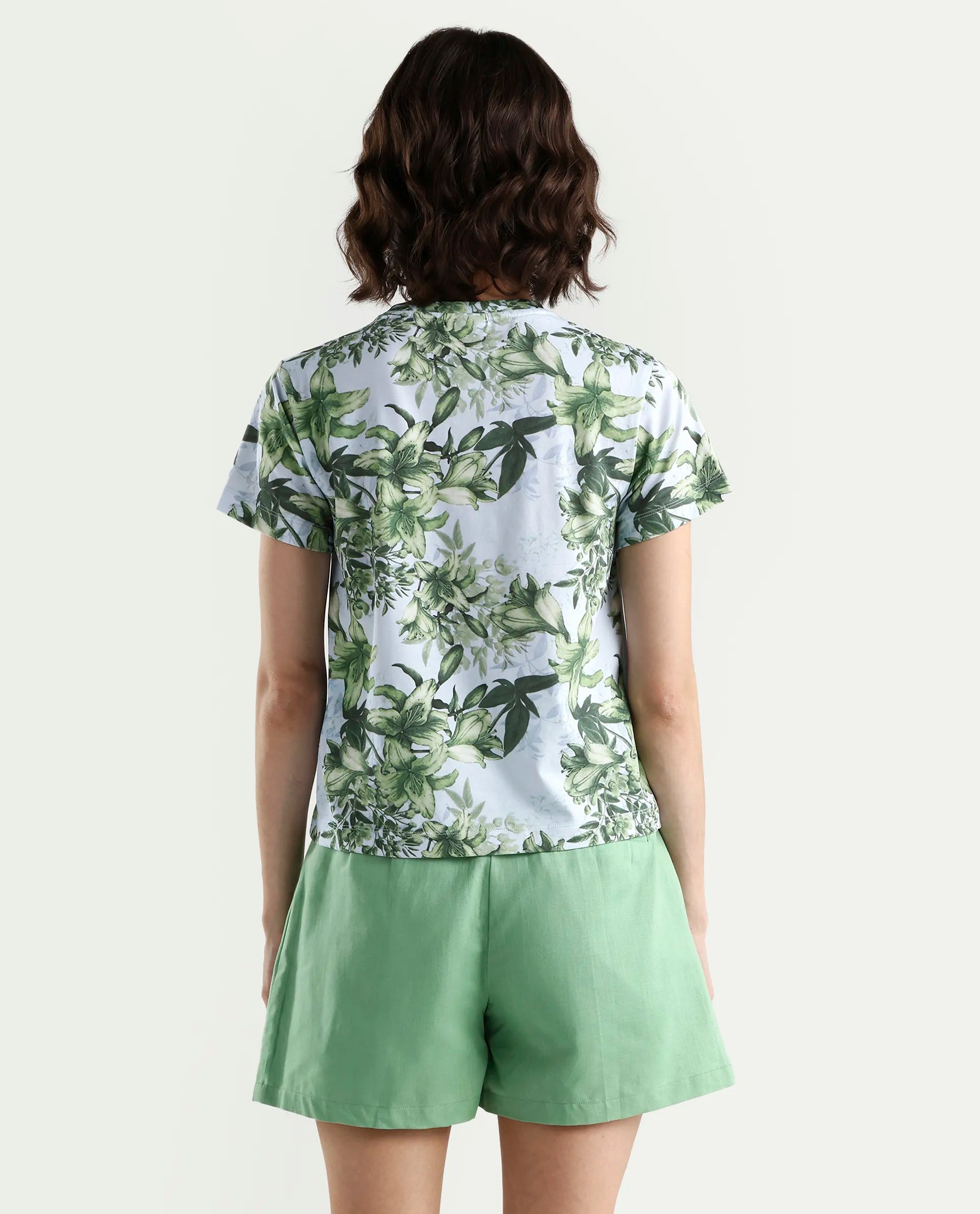 Rareism Women's Zrek Light Blue Cotton Blend Half Sleeve Regular Fit Floral Print T-Shirt