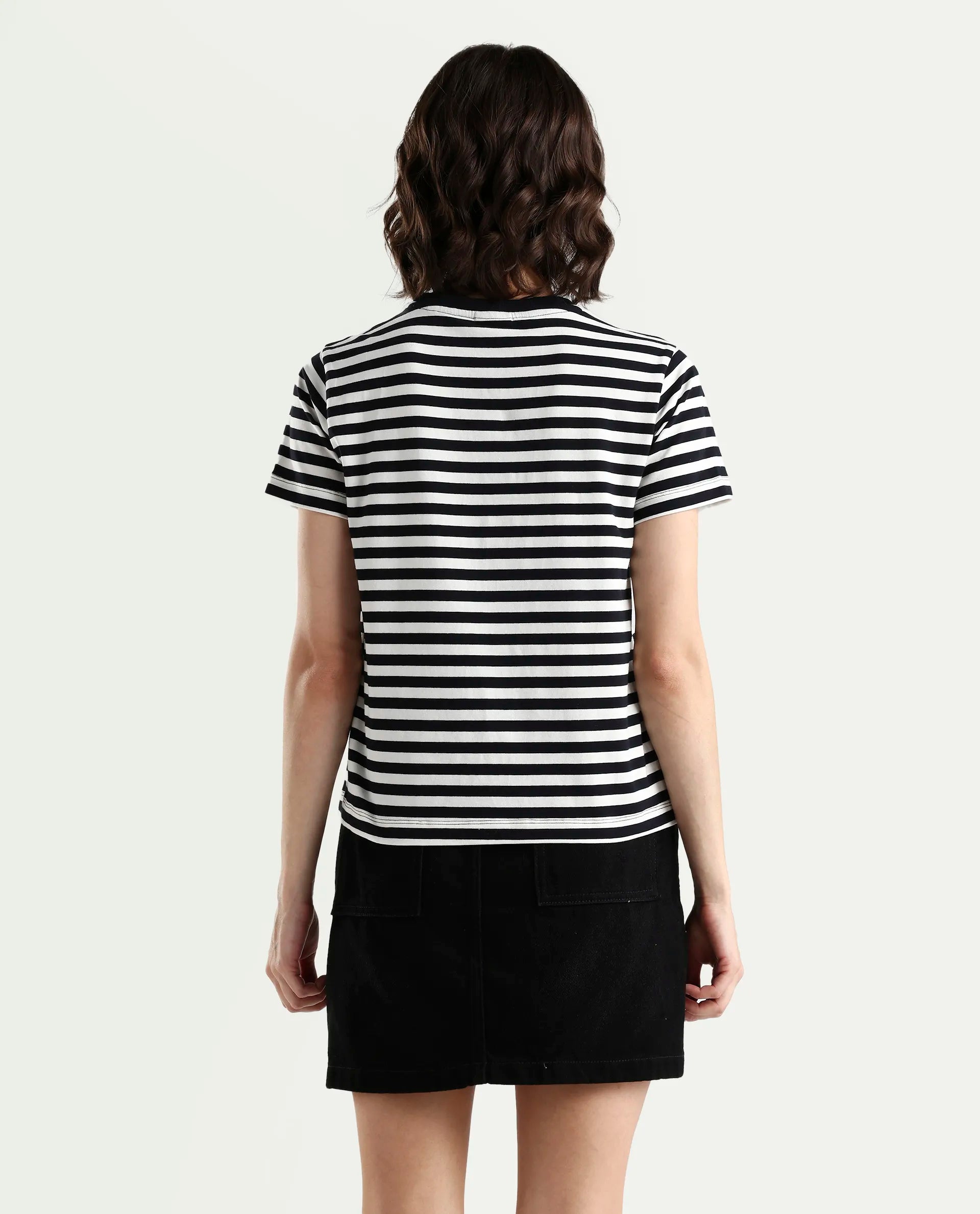 Rareism Women's Zire Black Cotton Blend Half Sleeve Regular Fit Typography Print T-Shirt