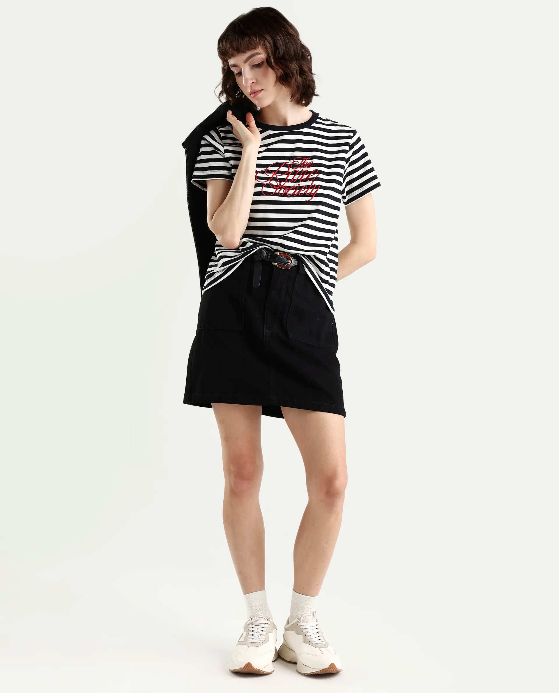 Rareism Women's Zire Black Cotton Blend Half Sleeve Regular Fit Typography Print T-Shirt